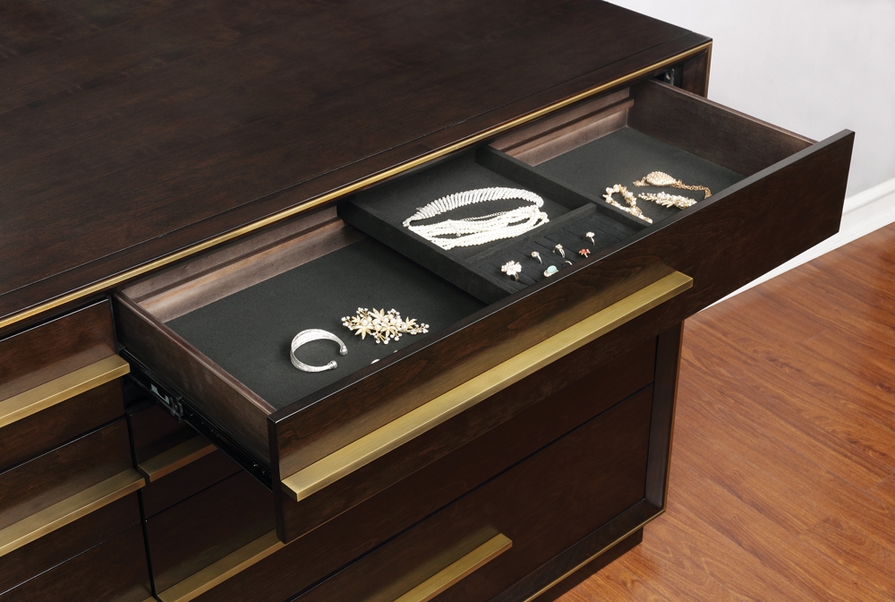 Durango Wood Dresser w/8 Drawers