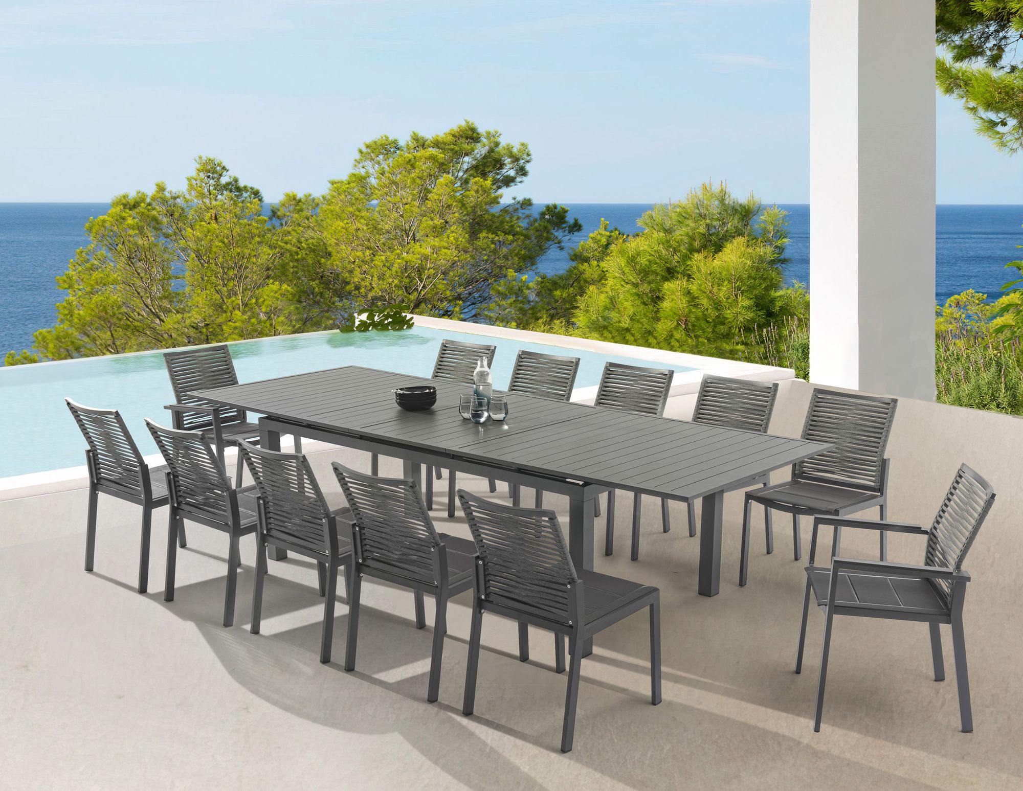 Maldives Extendable Outdoor Patio Dining Table