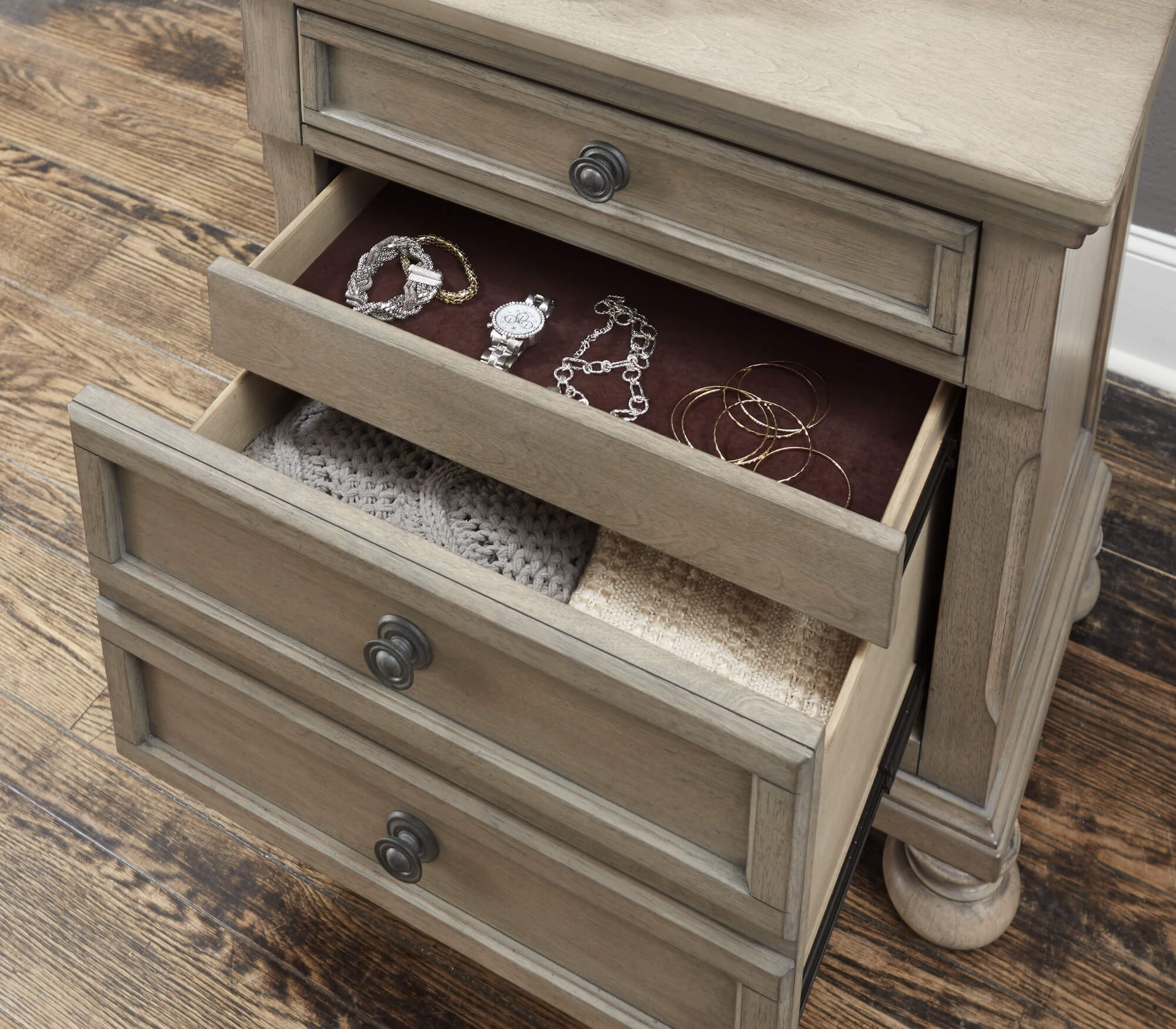 Bethel Wood Veneer Storage Sleigh Bedroom Set