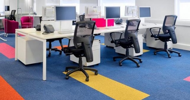 Nova U 125.8" Metal Frame Office 4-Desk Bench