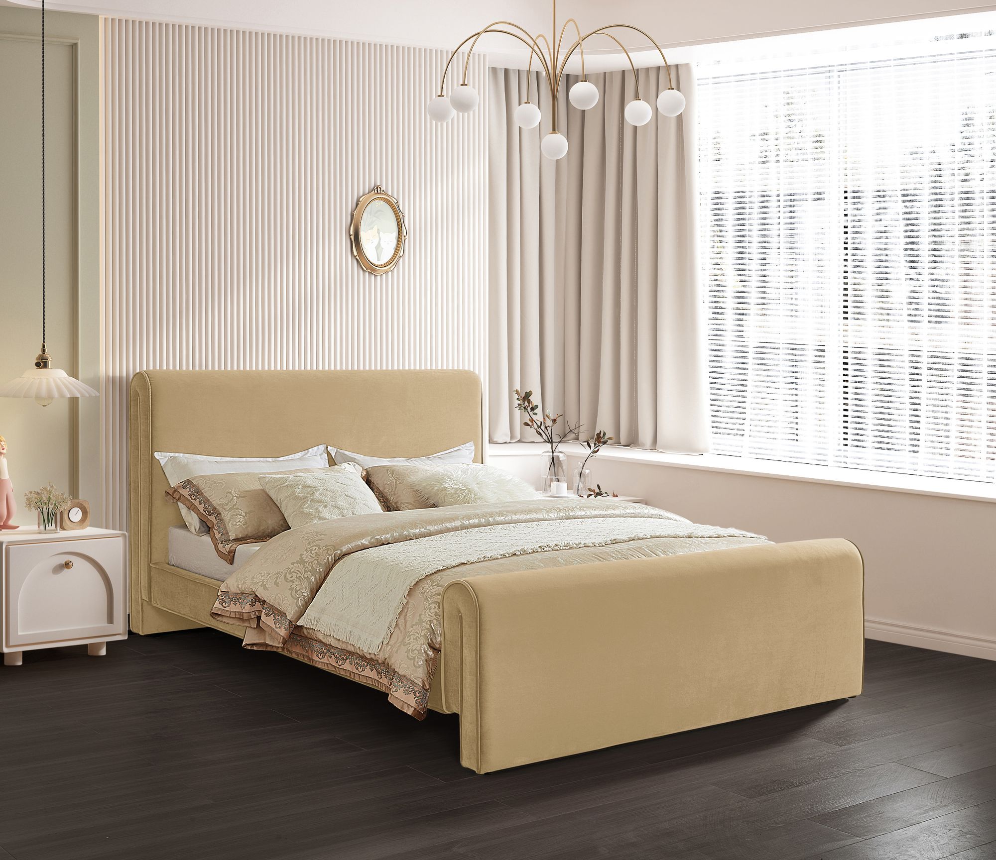 Sloan Velvet Full Size Bed