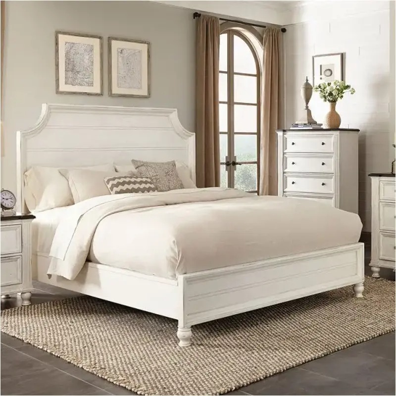 SM Carriage House Wood Bedroom Set