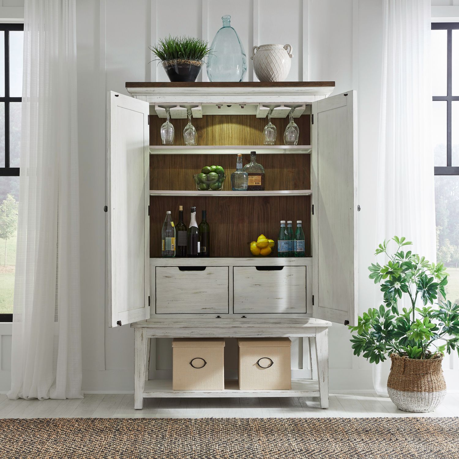 River Place 2-Door Bar Cabinet with LED Lighting