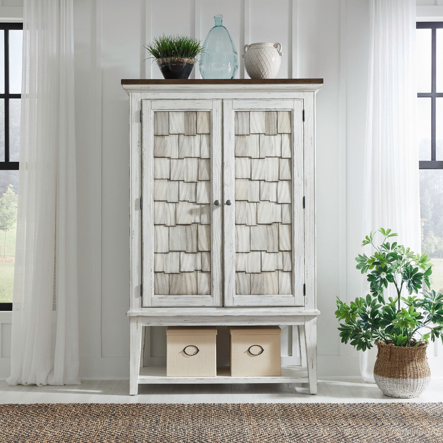 River Place 2-Door Bar Cabinet with LED Lighting