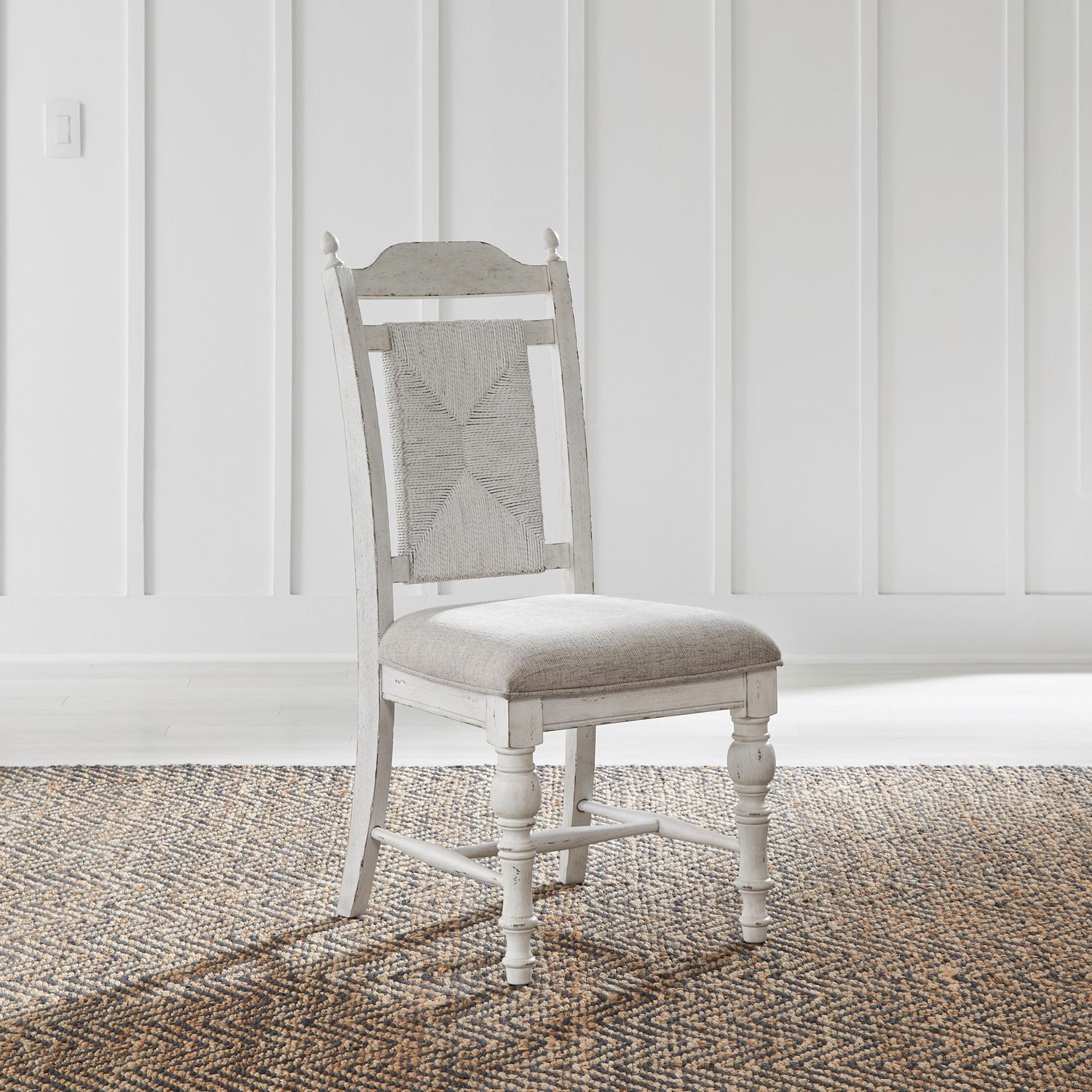 River Place Farmhouse Trestle Dining Set | Extendable
