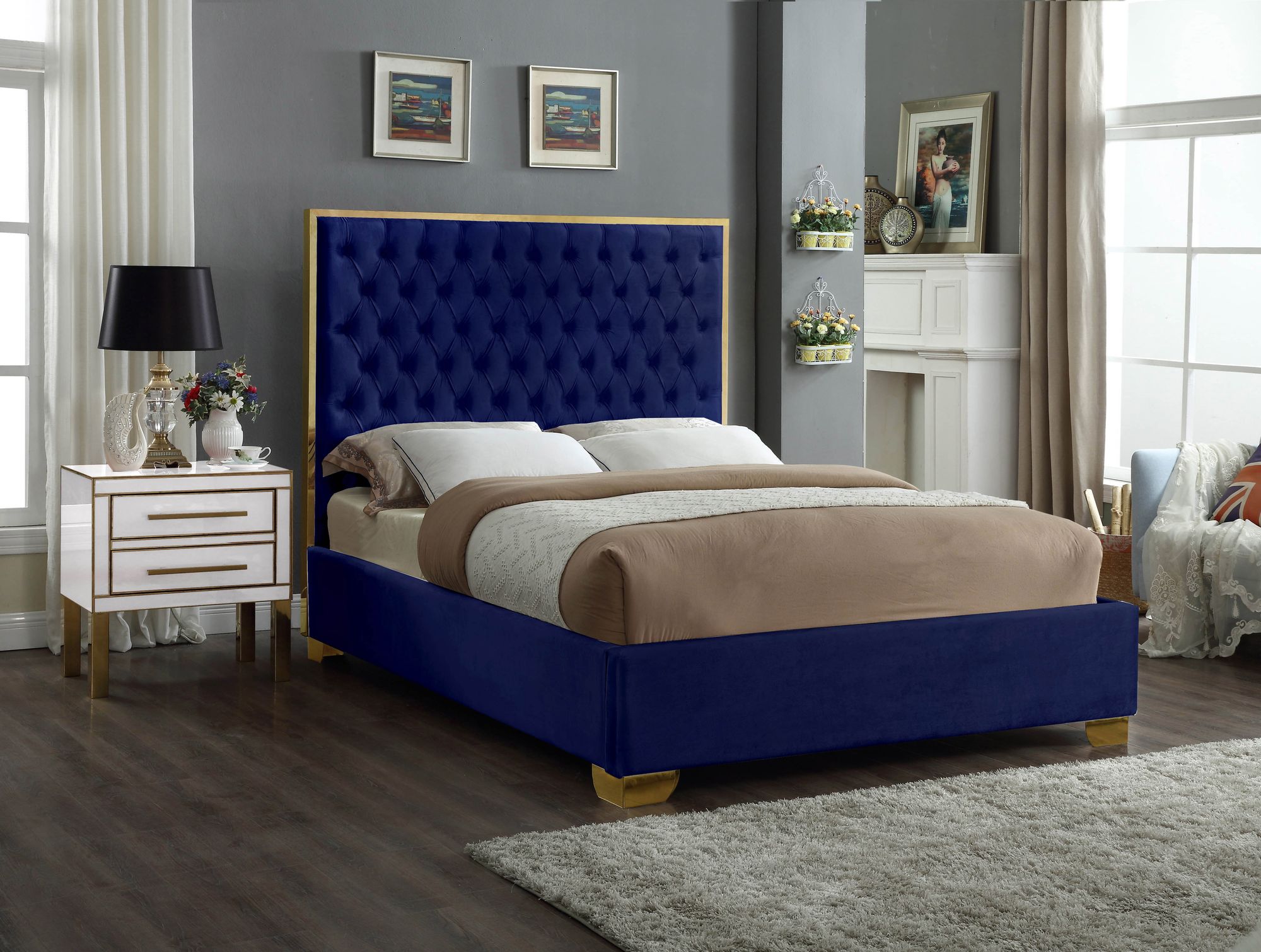 Lana Velvet Queen Size Bed
