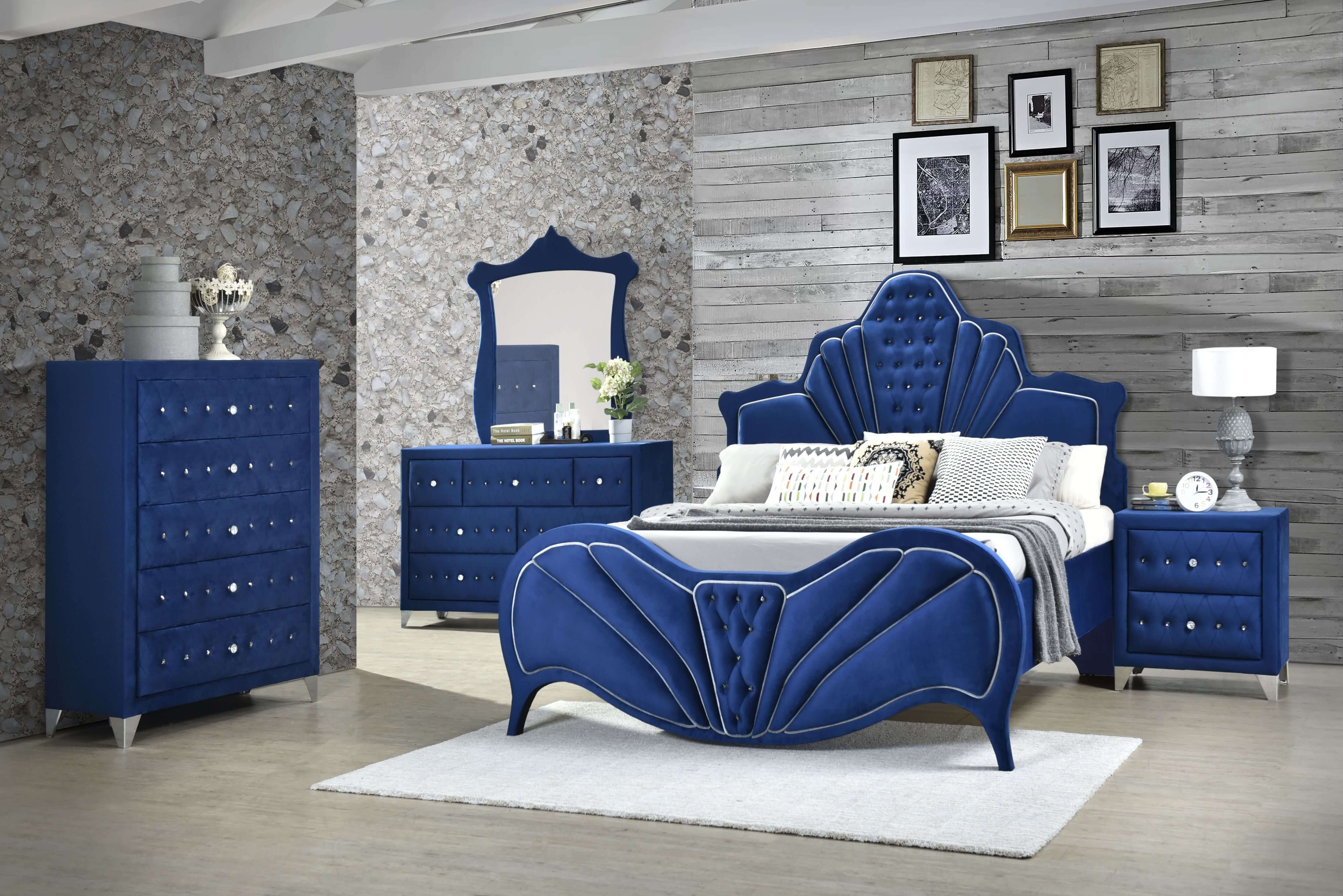 Dante Velvet/Wood Panel Bedroom Set