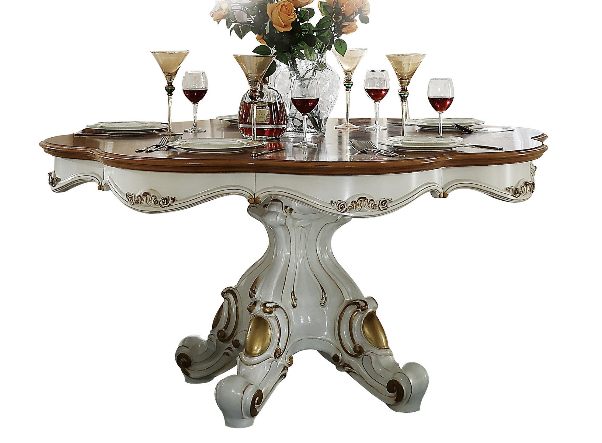 Picardy Wood Round Dining Set