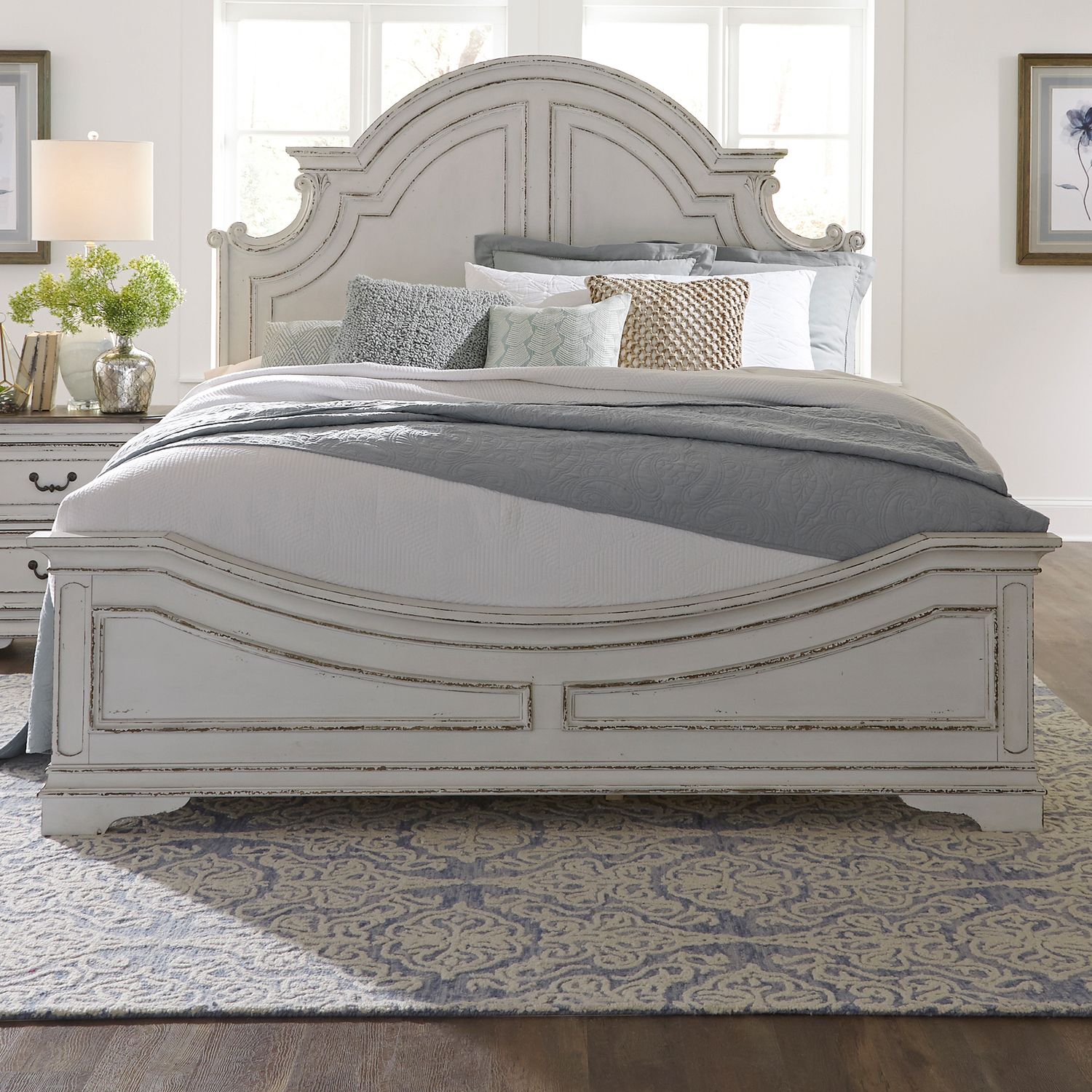 Magnolia Manor Wood King Size Panel Bed