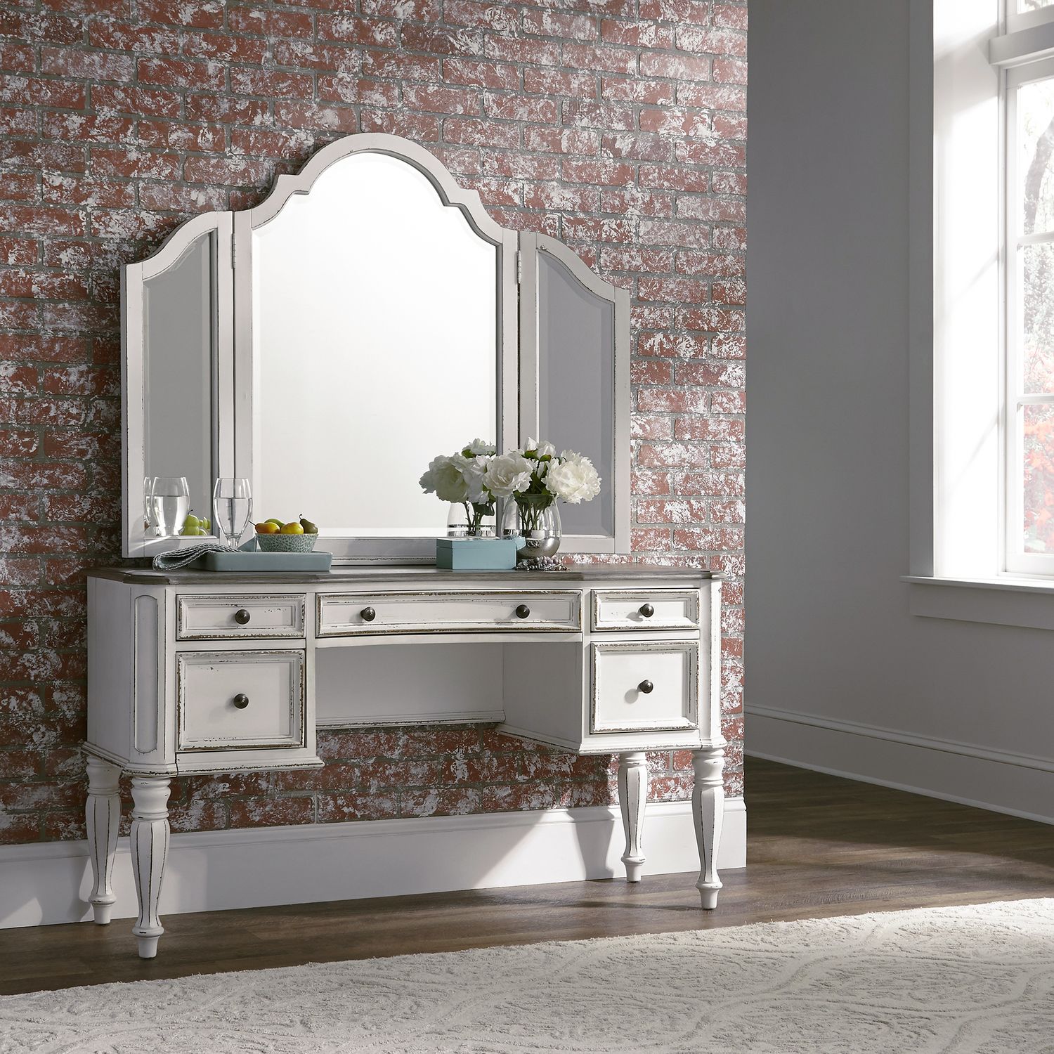 Magnolia Manor Wood Vanity Desk w/5 Drawers