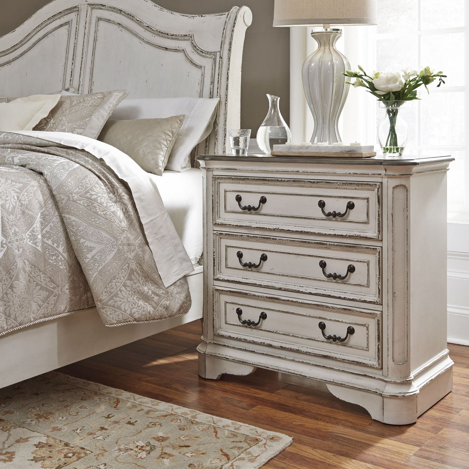 Magnolia Manor Antique White Upholstered Bedroom Set | Liberty