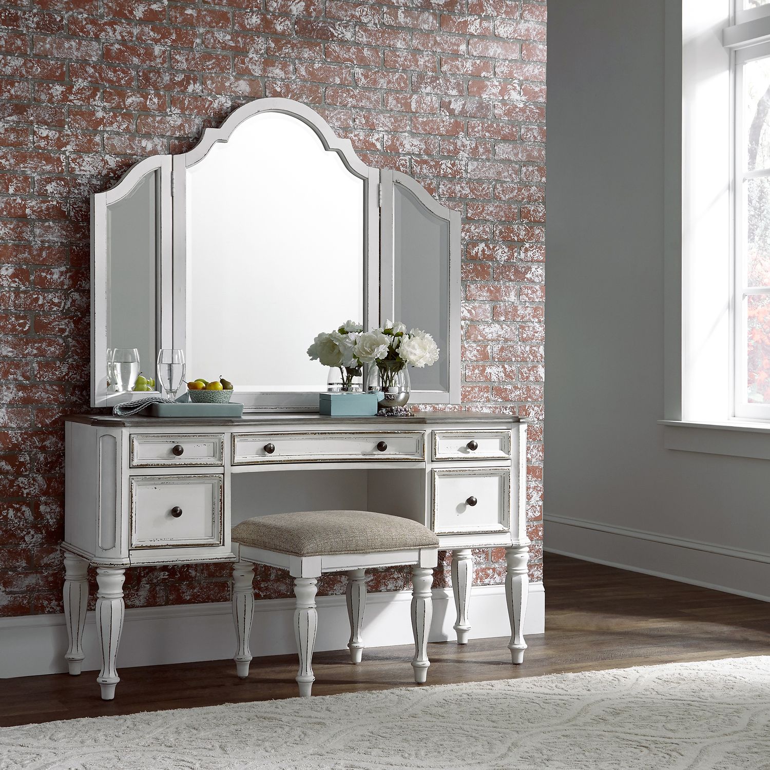 Magnolia Manor Tweed Chenille/Wood Vanity Stool