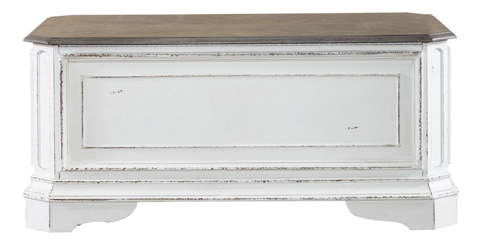 Magnolia Manor Round Cocktail Table Set | Liberty Furniture