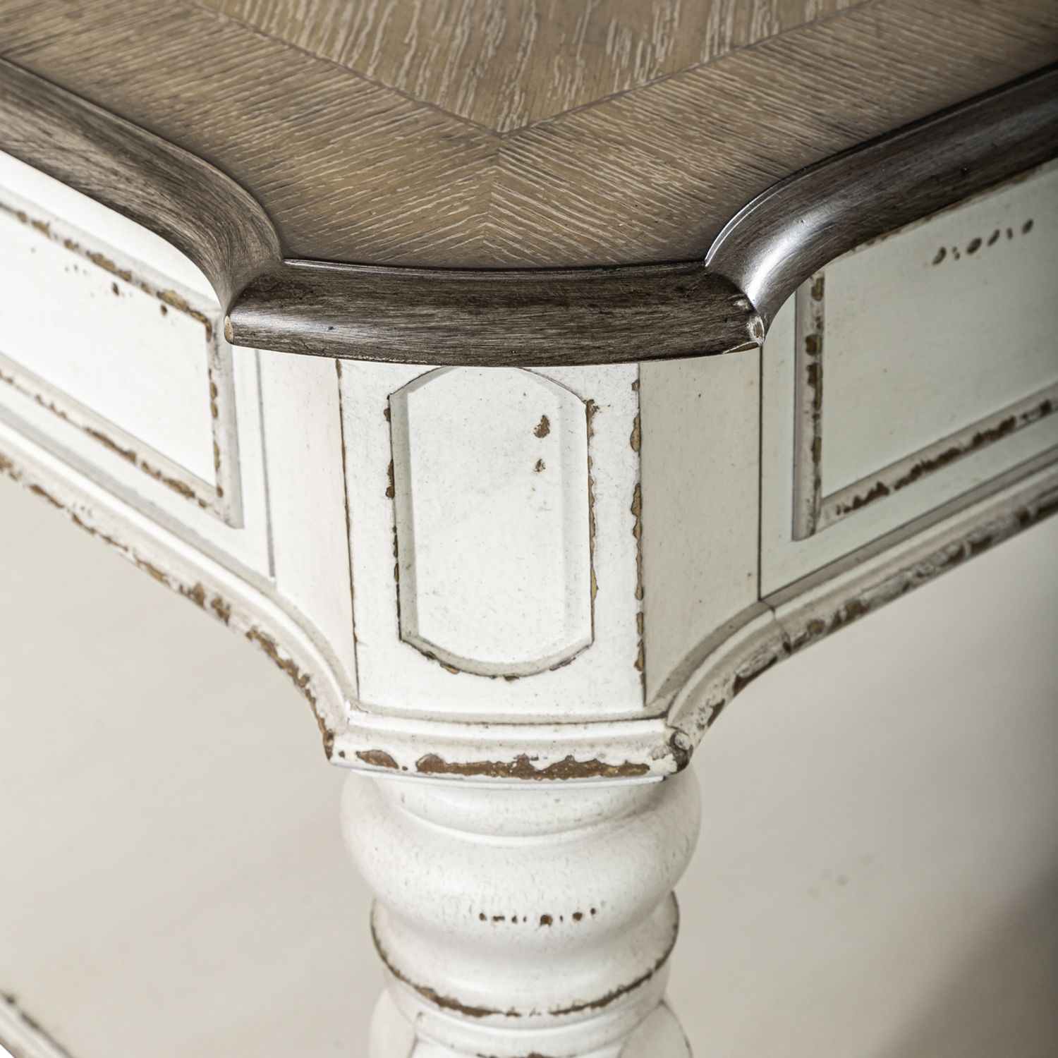 Magnolia Manor Oversized Square Cocktail Set | Antique White