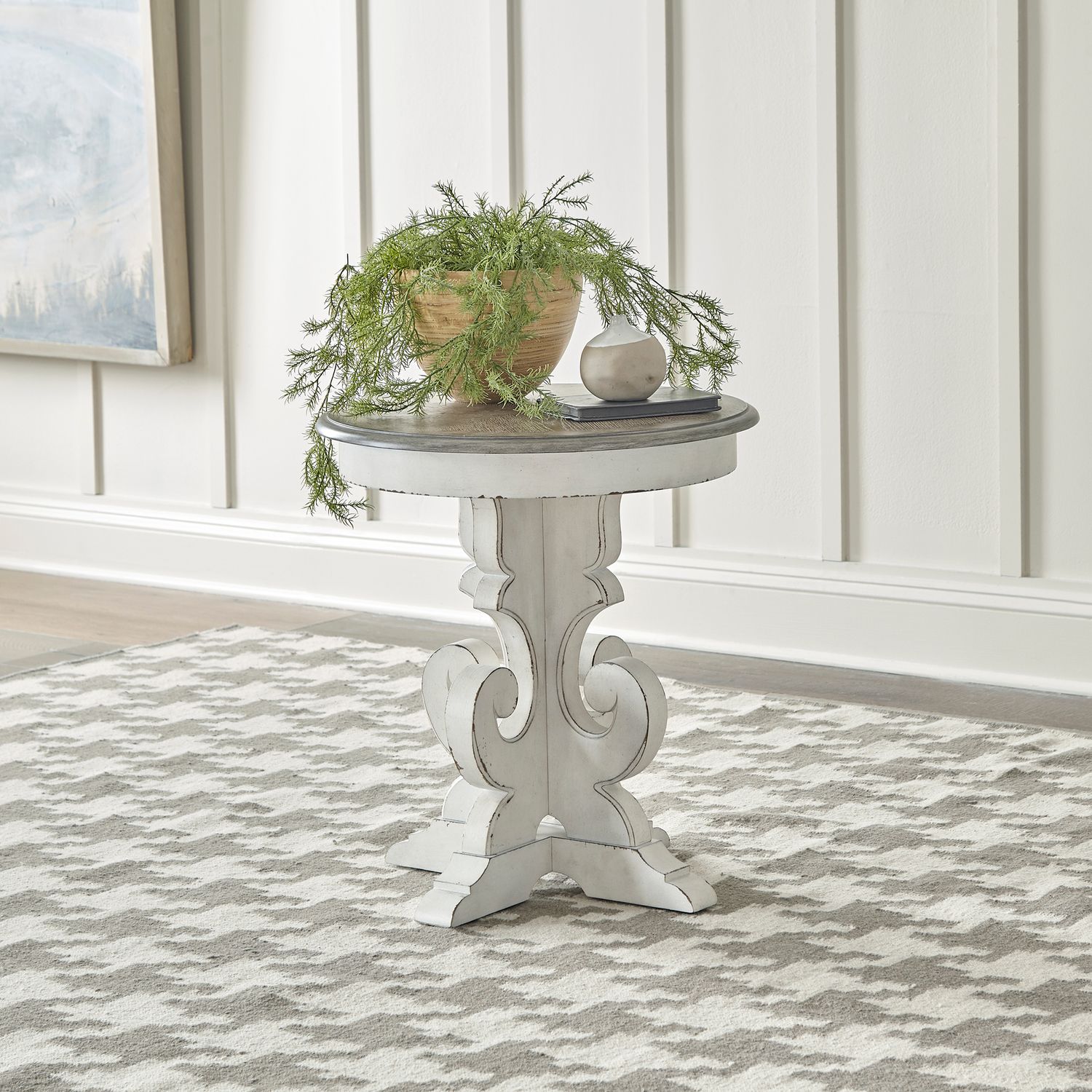 Magnolia Manor Round Cocktail Table Set | Antique White