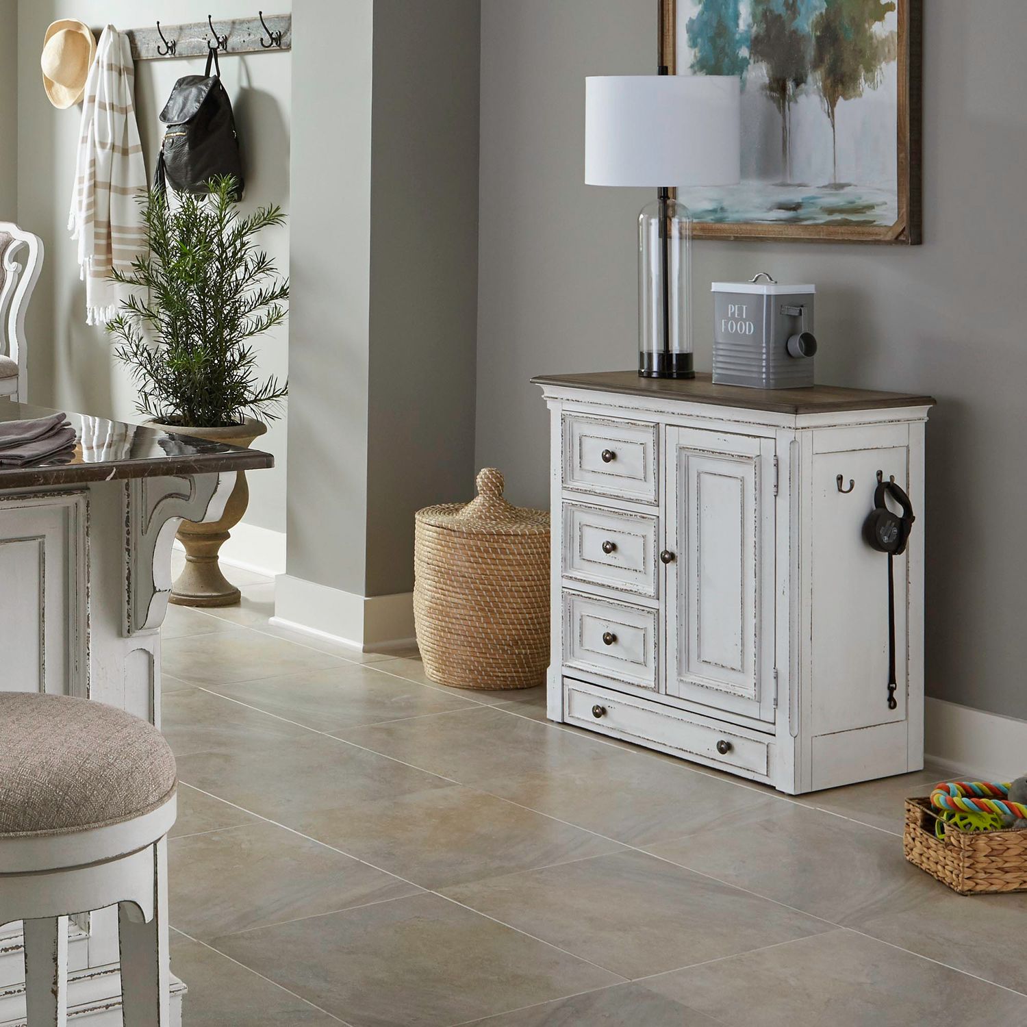 Magnolia Manor 90" Extendable Dining Set