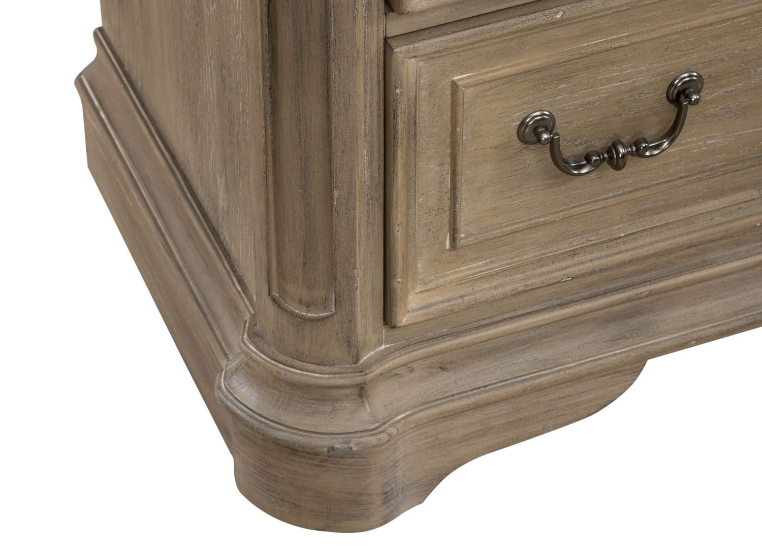 Magnolia Manor Wood Dresser w/7 Drawers
