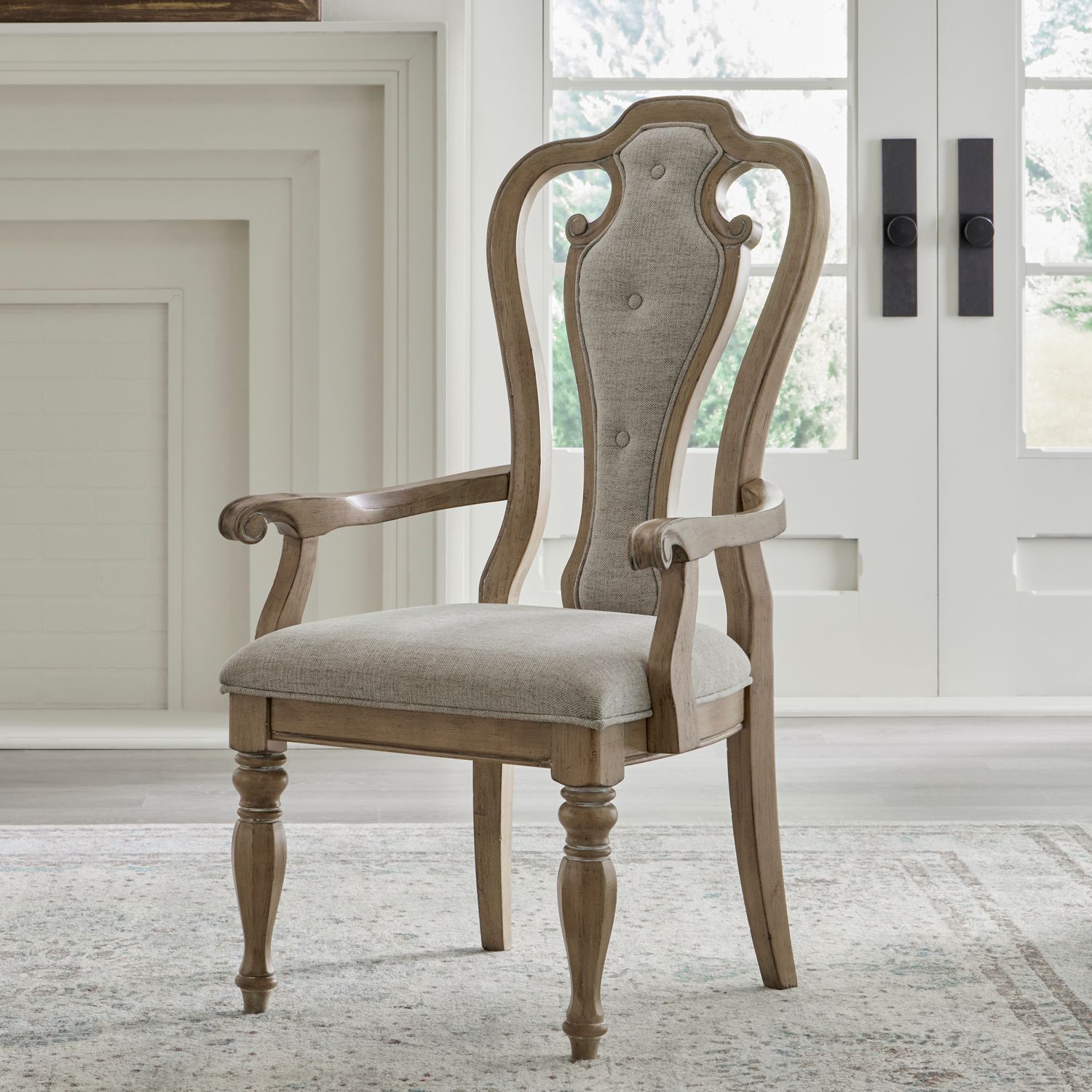 Magnolia Manor 90" Extendable Dining Set | Liberty Furniture