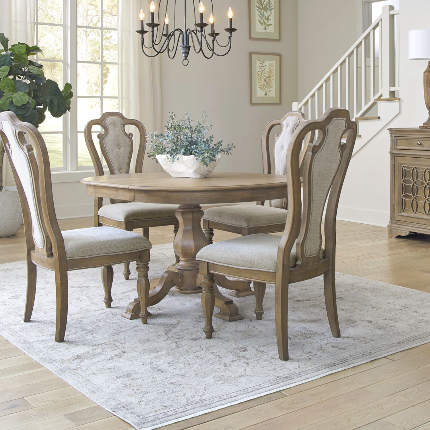 Magnolia Manor Oval Pedestal Dining Set | Extendable Table