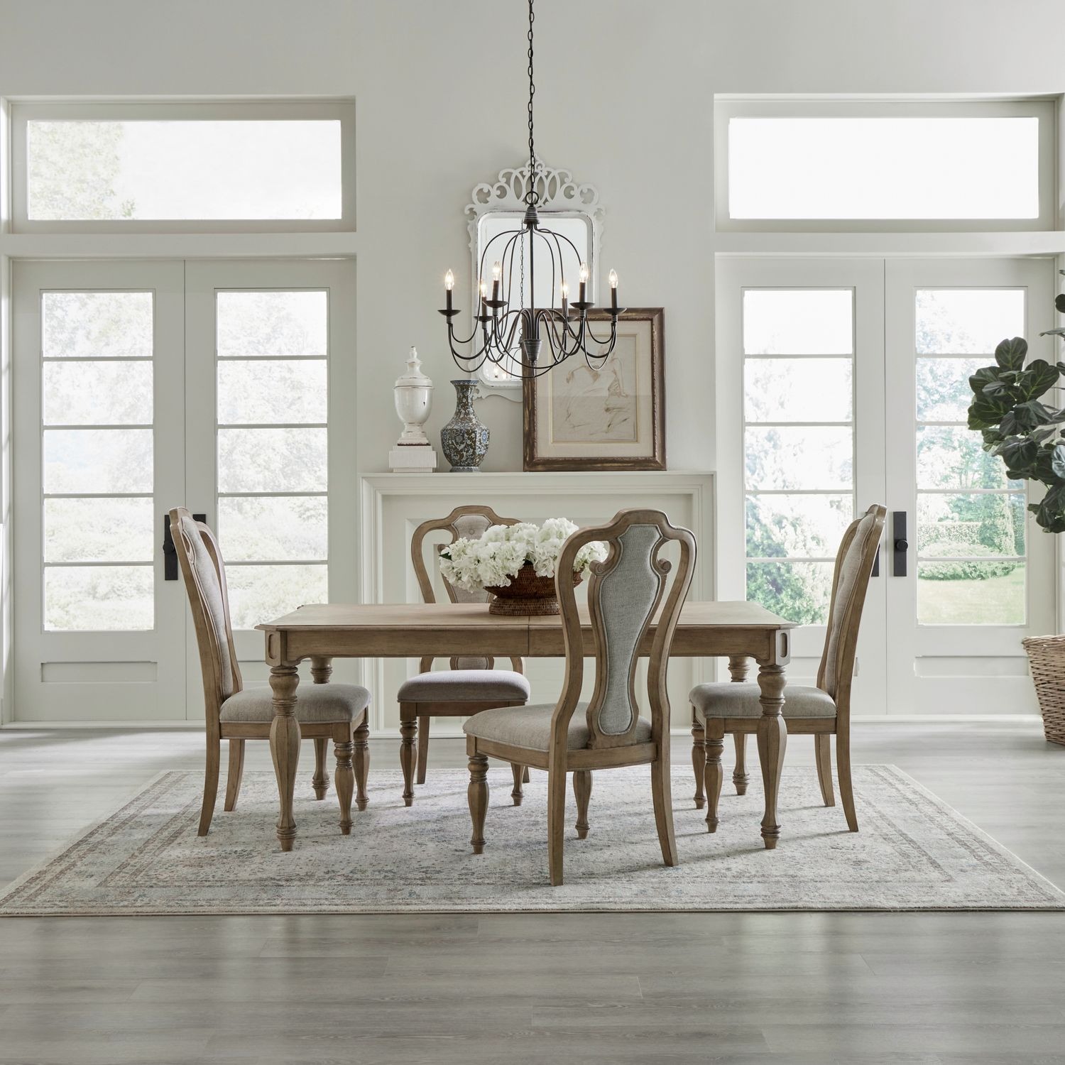 Magnolia Manor Oval Extendable Dining Set | Weathered Bisque