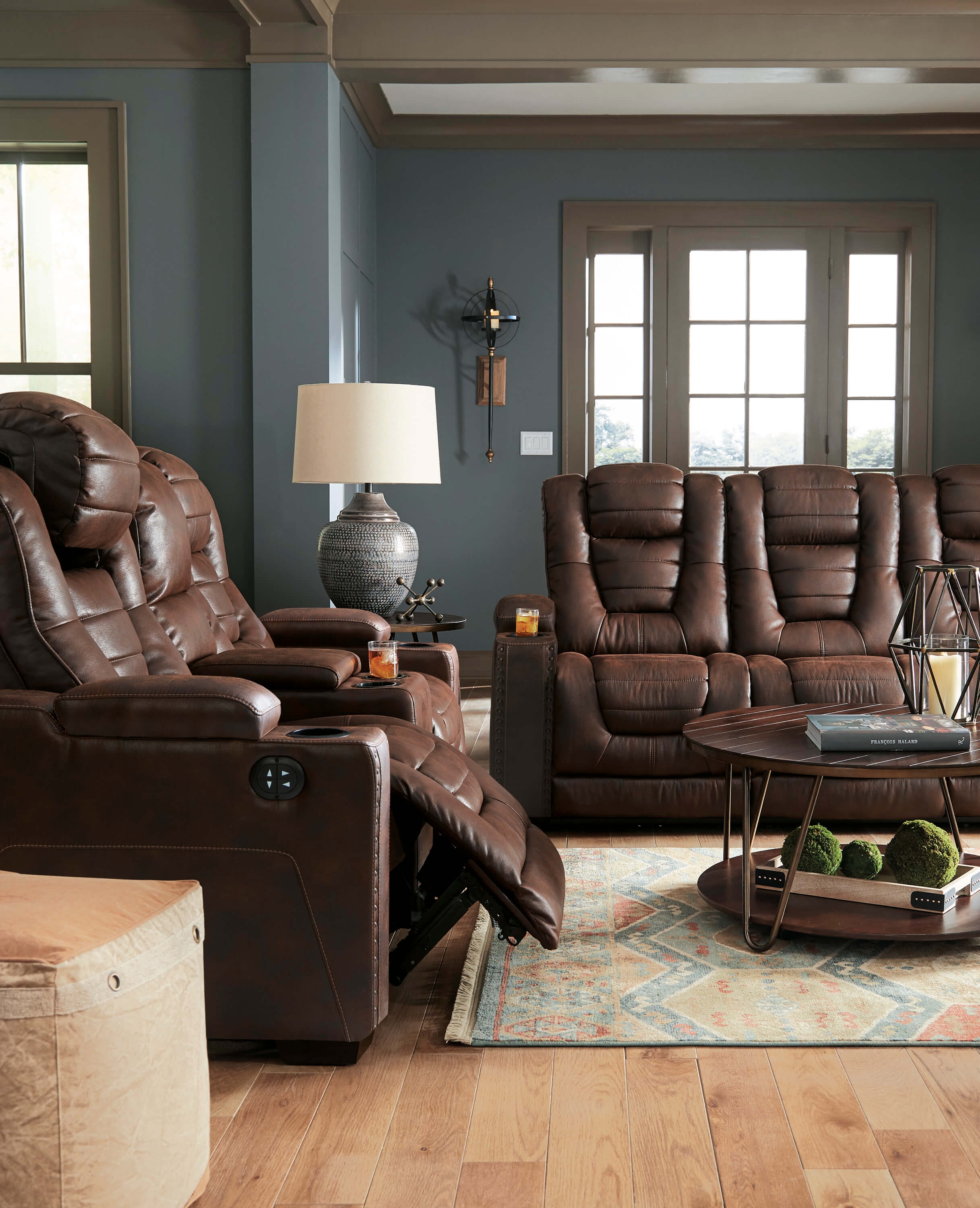 Owner's Box Polyester Power Sofa Set
