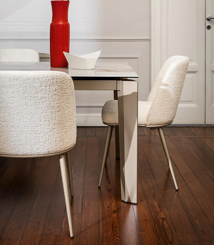 Foyer Fabric/Metal Customizable Upholstered Dining Chair