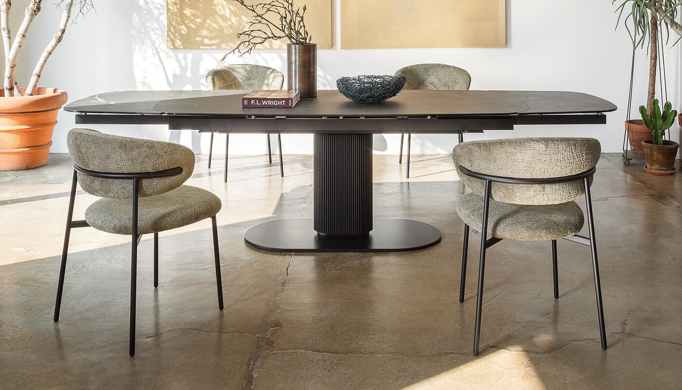 Oleandro Boucle Fabric/Metal Dining Chair