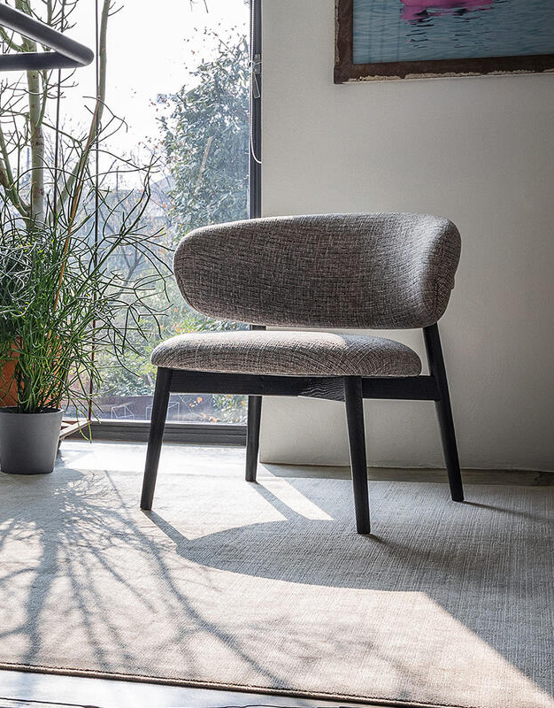 Oleandro Fabric/Wood Customizable Upholstered Lounge Chair