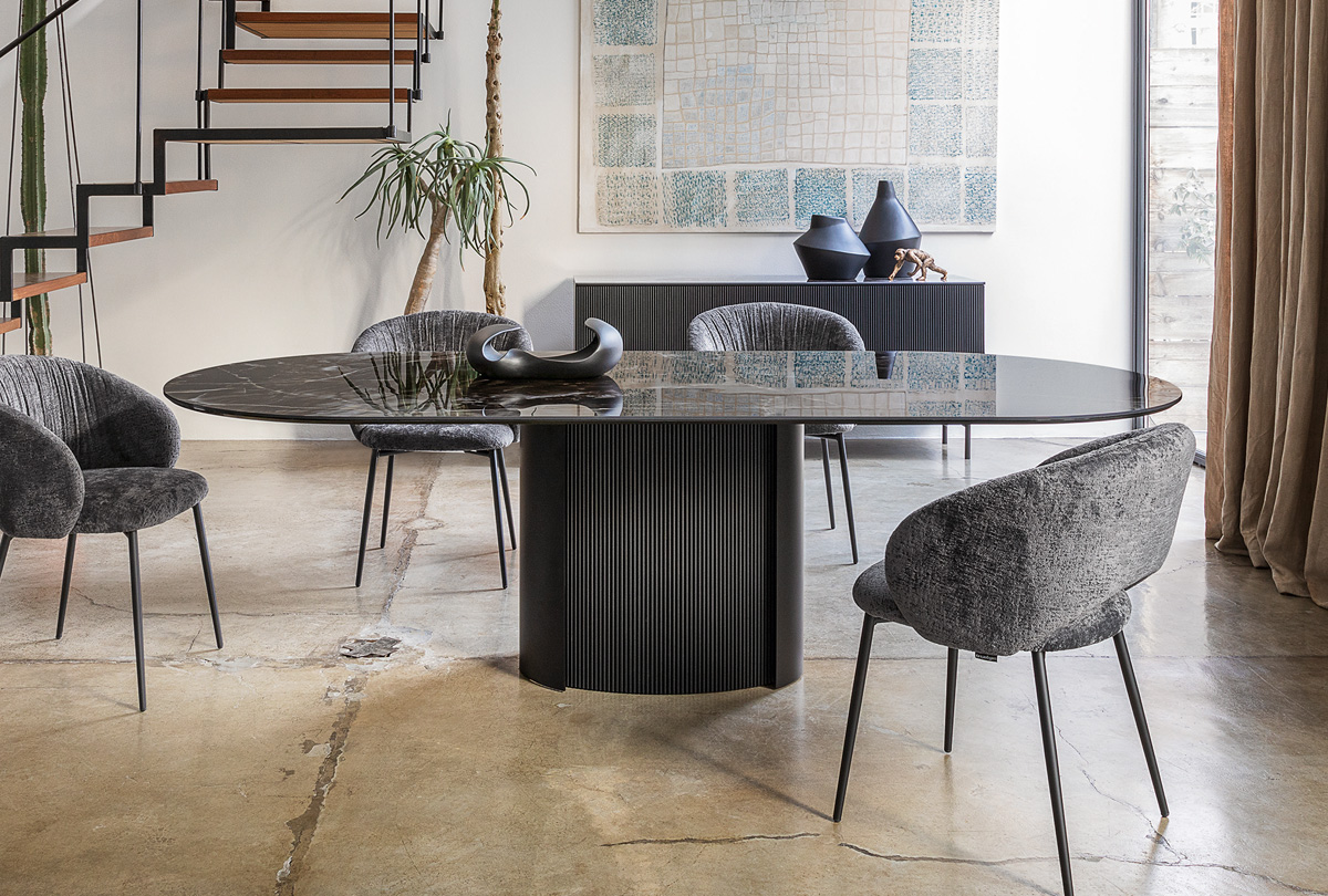 Yoroi Metal/Ceramic/Veneer Oval Dining Table