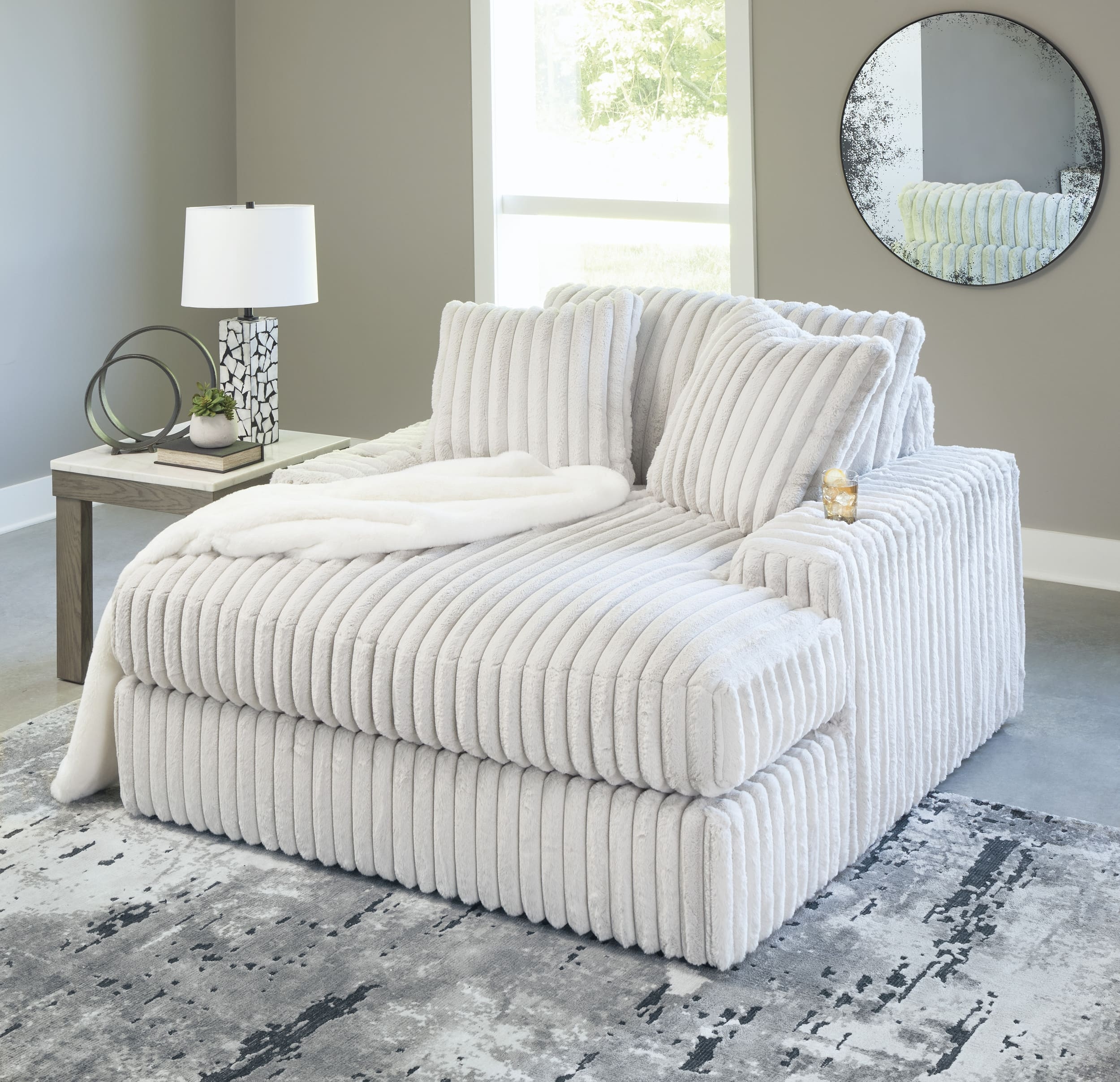 Stupendous Polyester Oversized Chaise