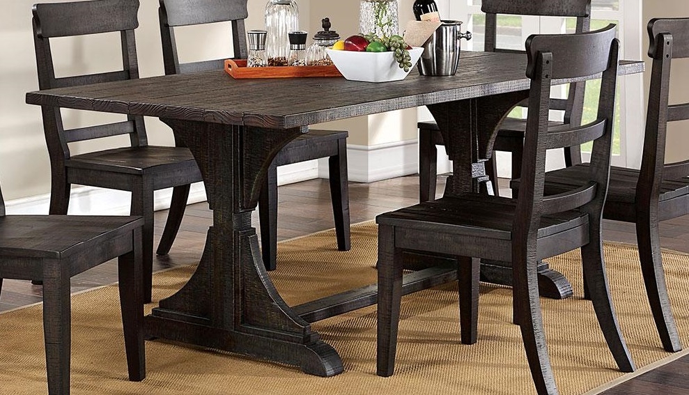 Leonidas Wood Rectangular Dining Set