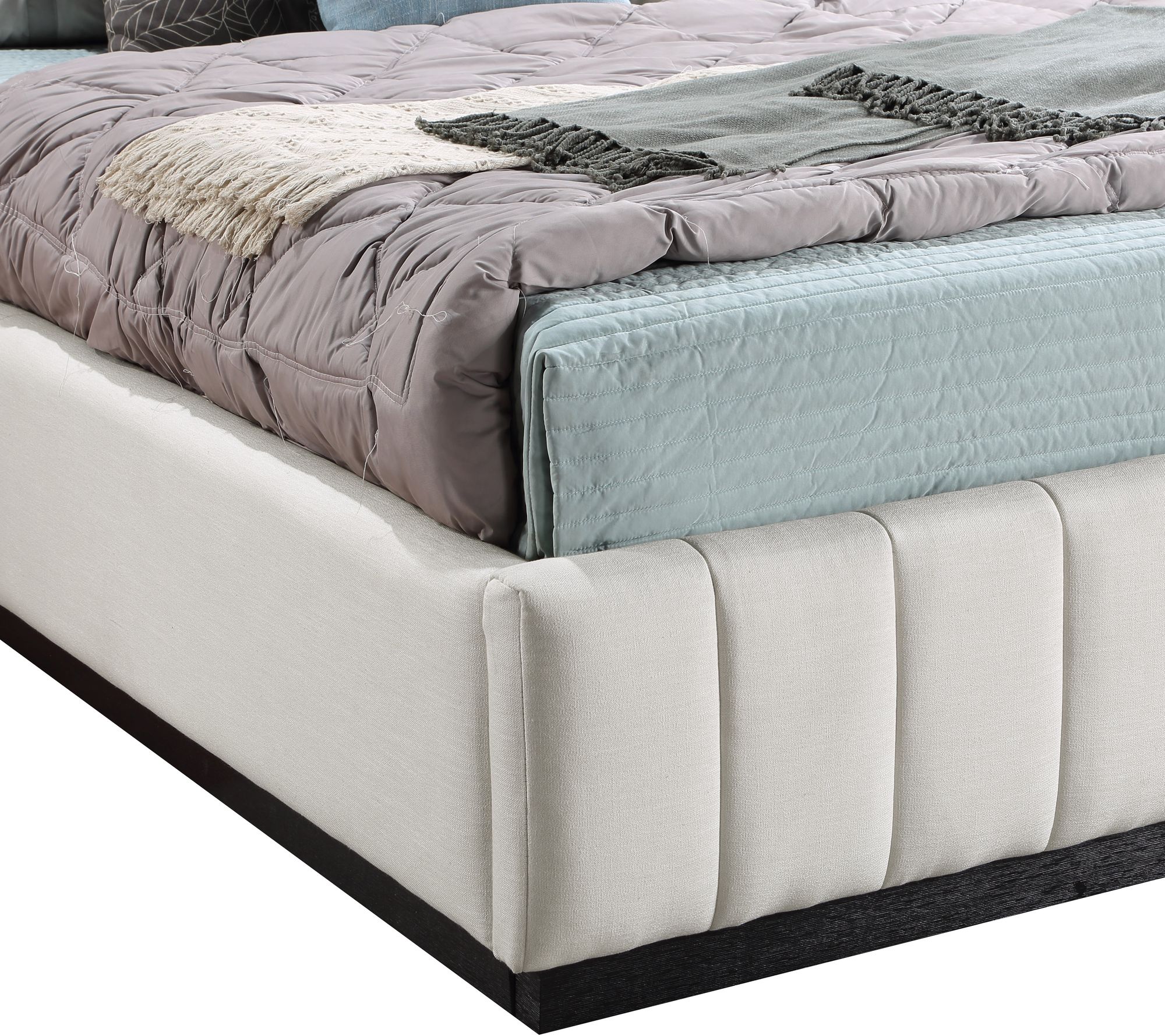Lucia Linen Fabric Full Size Bed