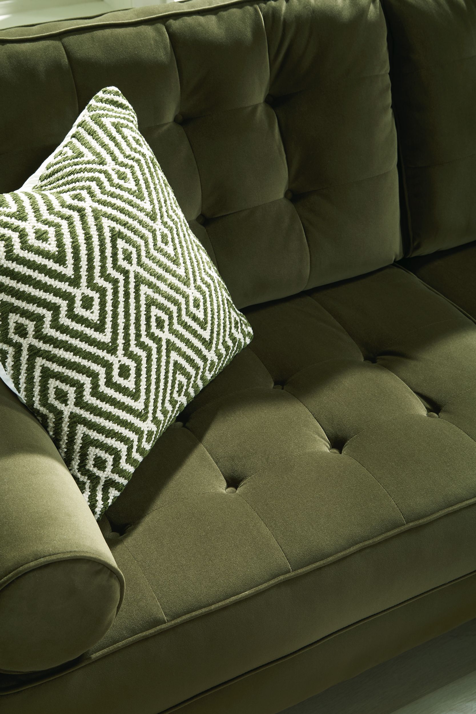 Reveon Lakes Modern Sofa | Olive Velvet & Button Tufted
