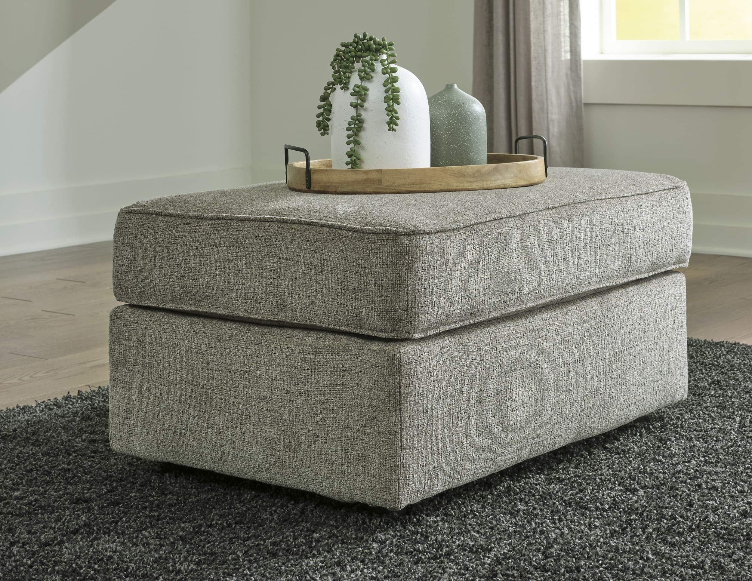 Ashley Cascilla Ottoman