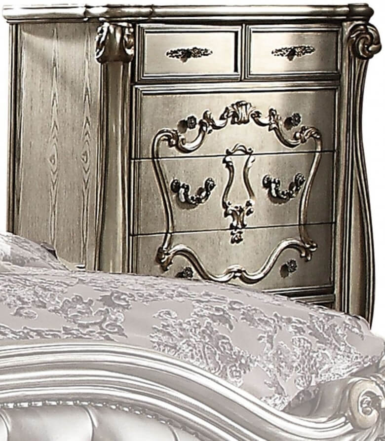 Versailles Chest