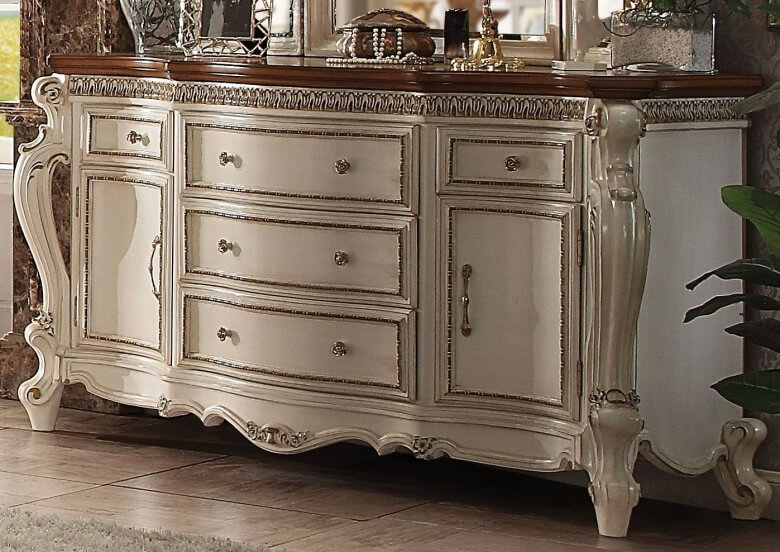 Picardy Dresser