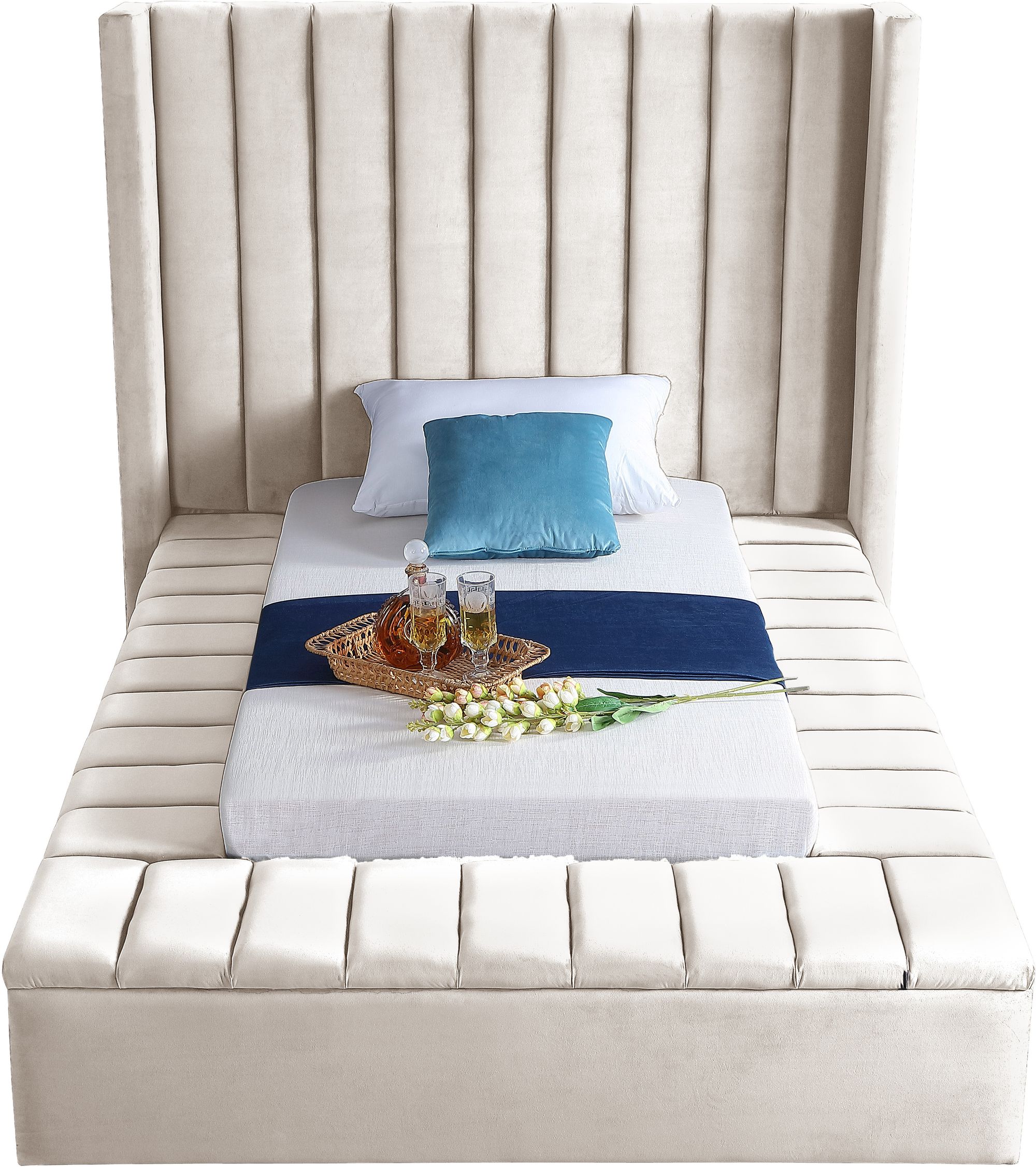 Kiki Velvet Twin Size Bed