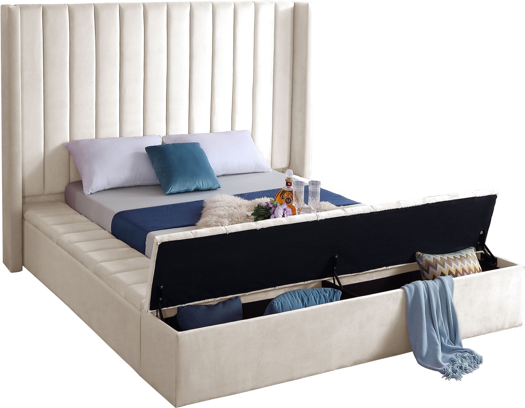 Kiki Velvet Queen Size Bed