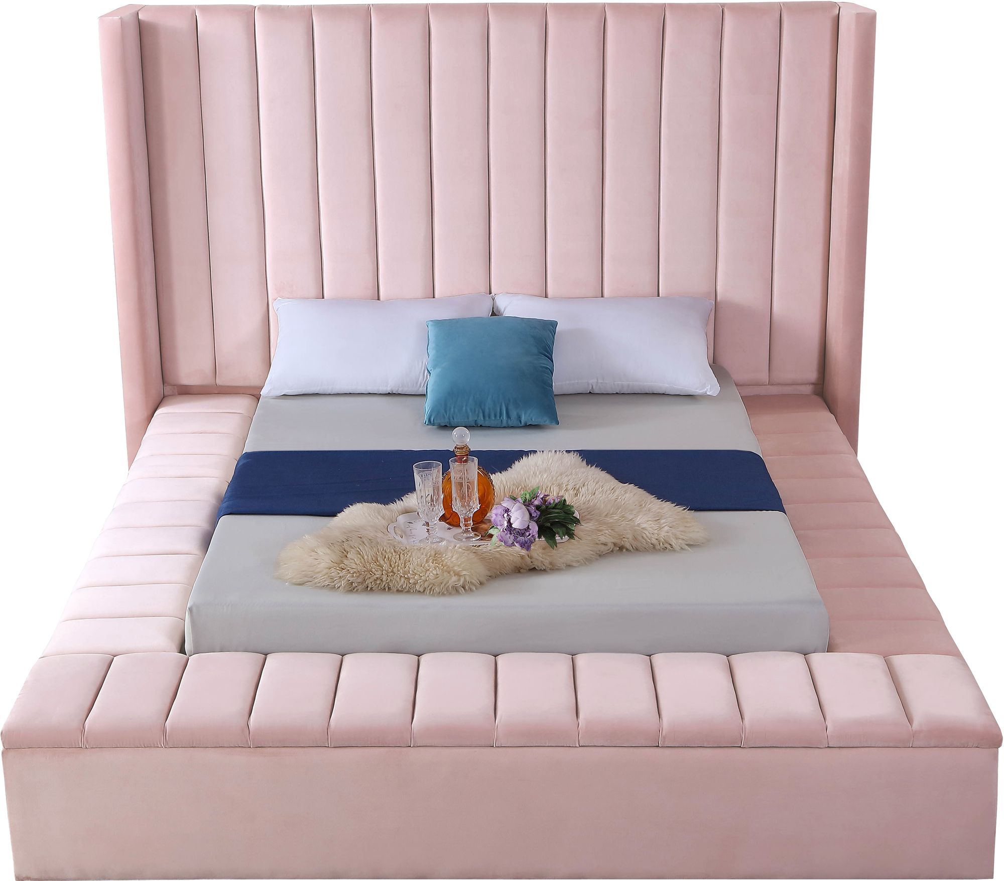 Kiki Velvet Queen Size Bed