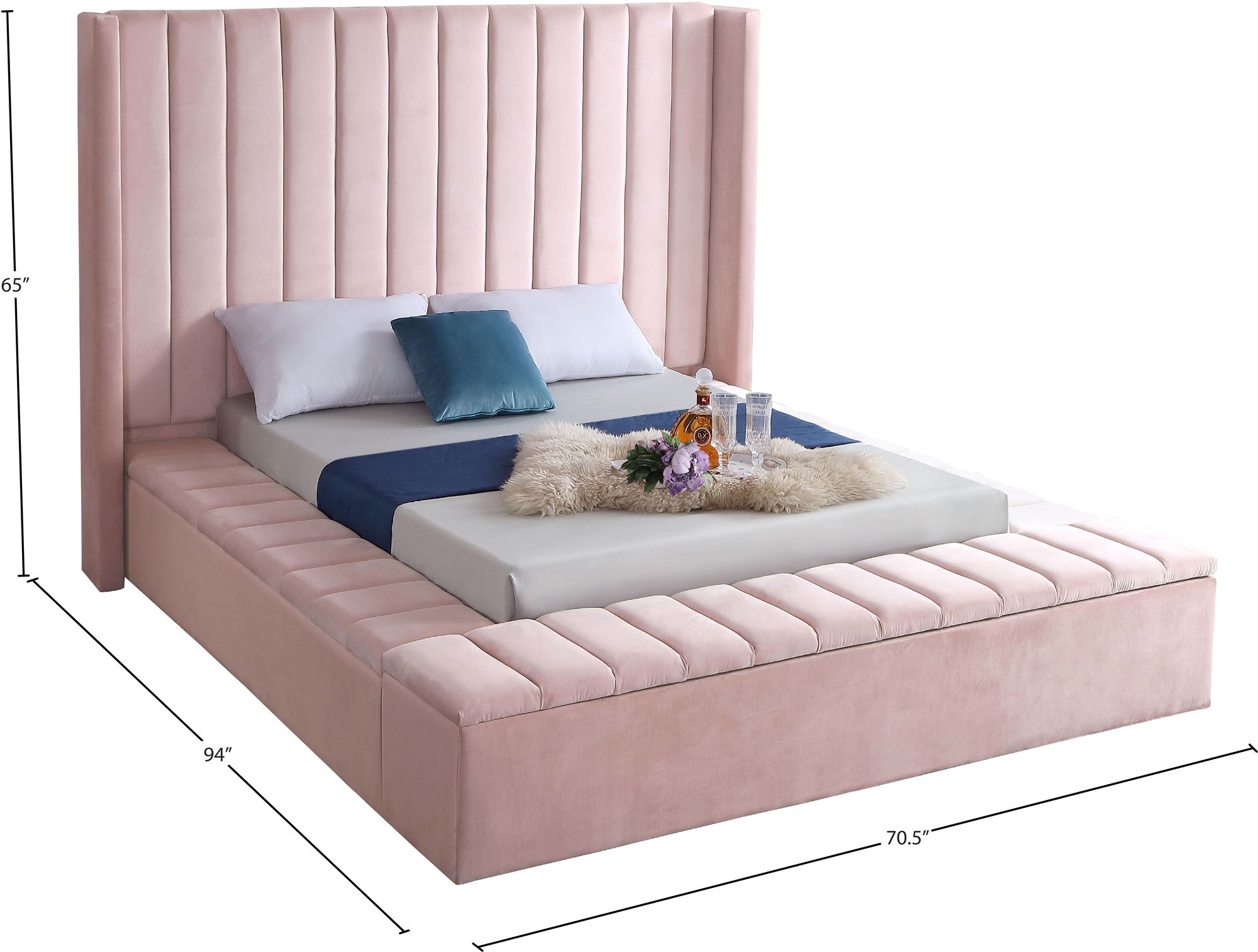Kiki Velvet Queen Size Bed