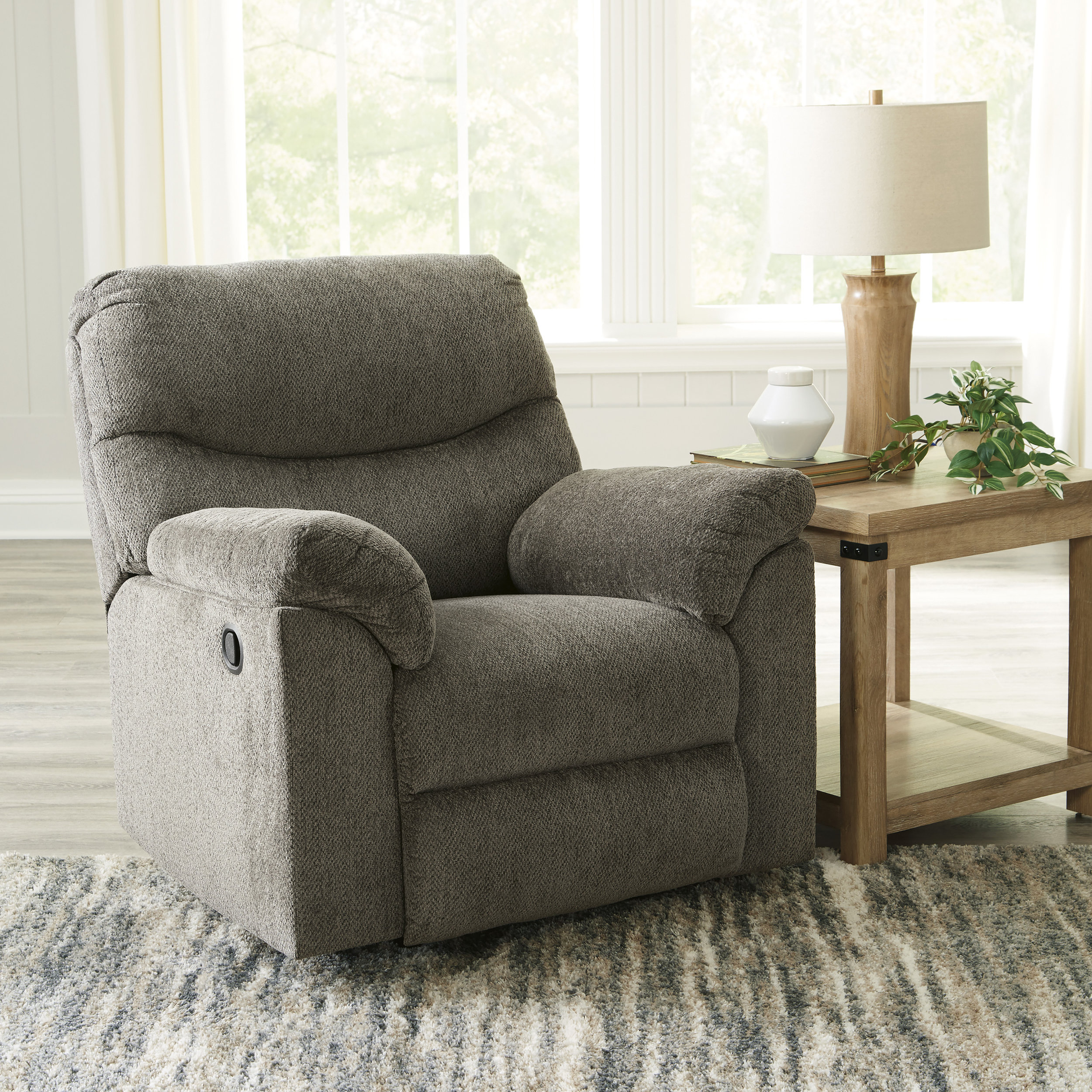 Alphons Polyester Rocker Recliner