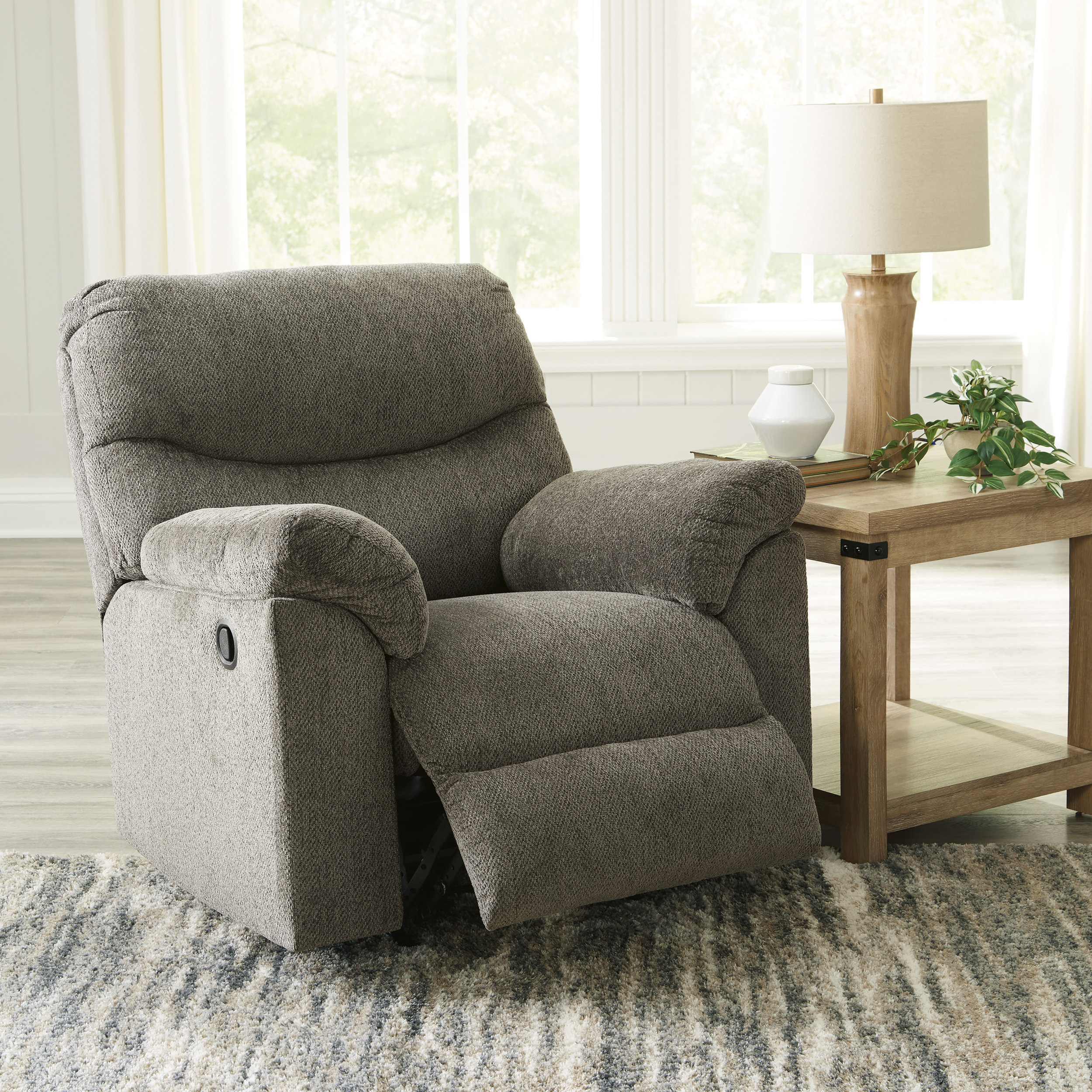 Alphons Polyester Rocker Recliner