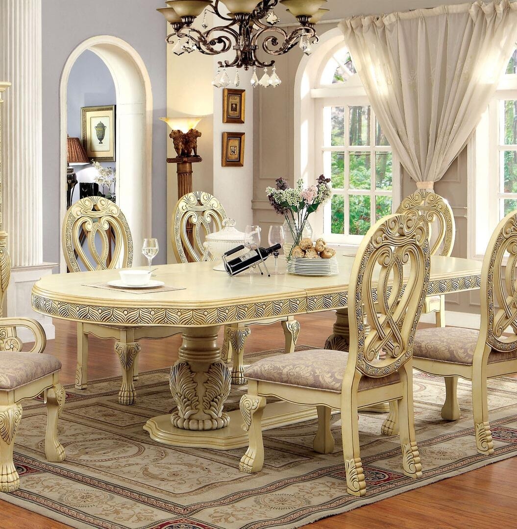Wyndmere Wood Extendable Dining Set