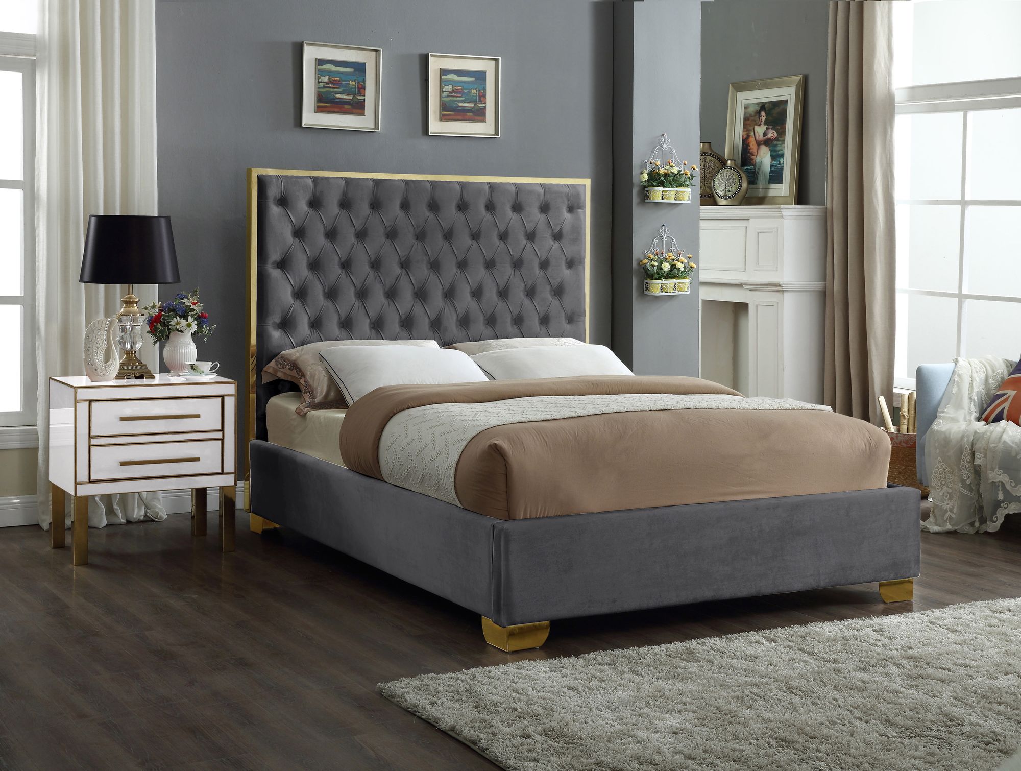 Lana Velvet Full Size Bed