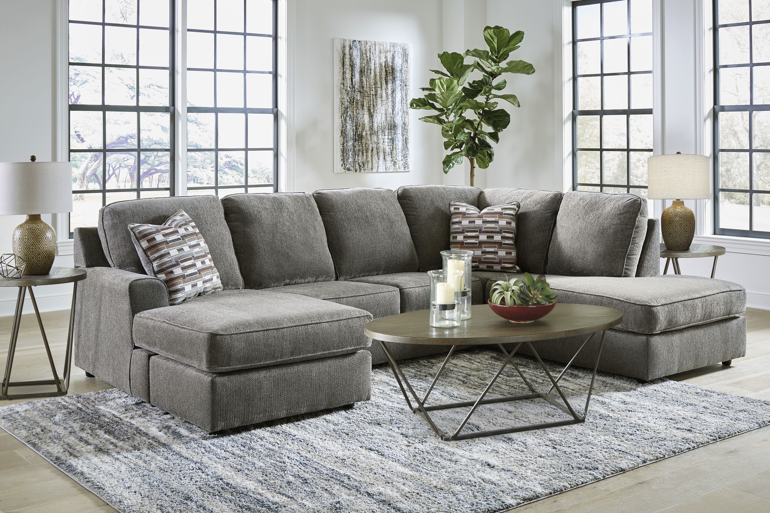 O'Phannon Polyester Fabric Sectional w/Right Chaise