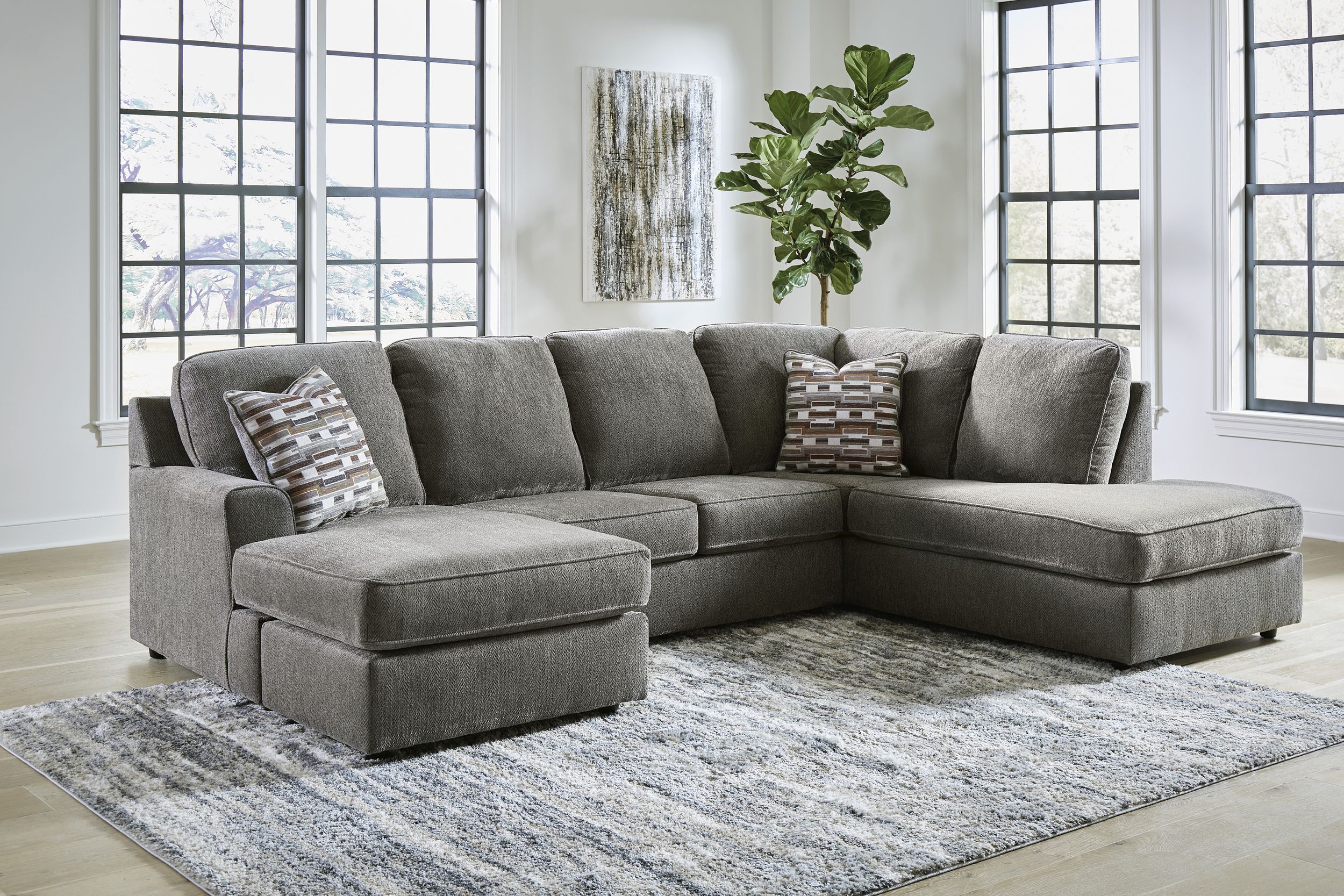 O'Phannon Polyester Fabric Sectional w/Right Chaise