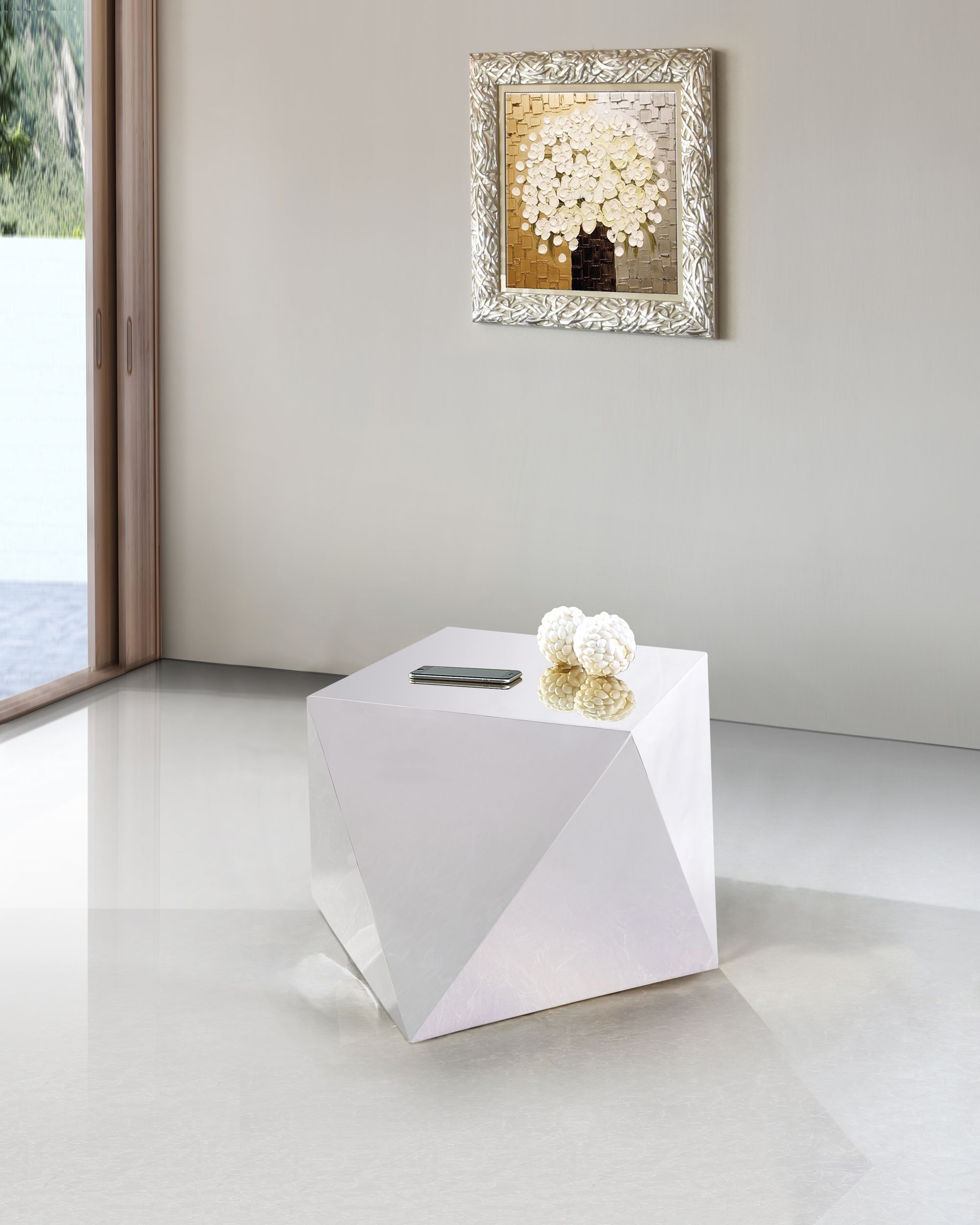 Gemma 20" Diamond Steel End Table