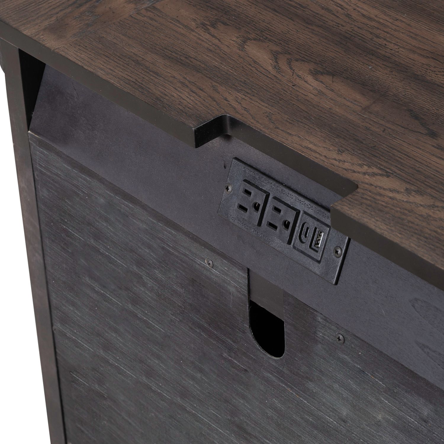 Paradise Valley Wood Panel Bedroom Set | Saddle Brown | Liberty