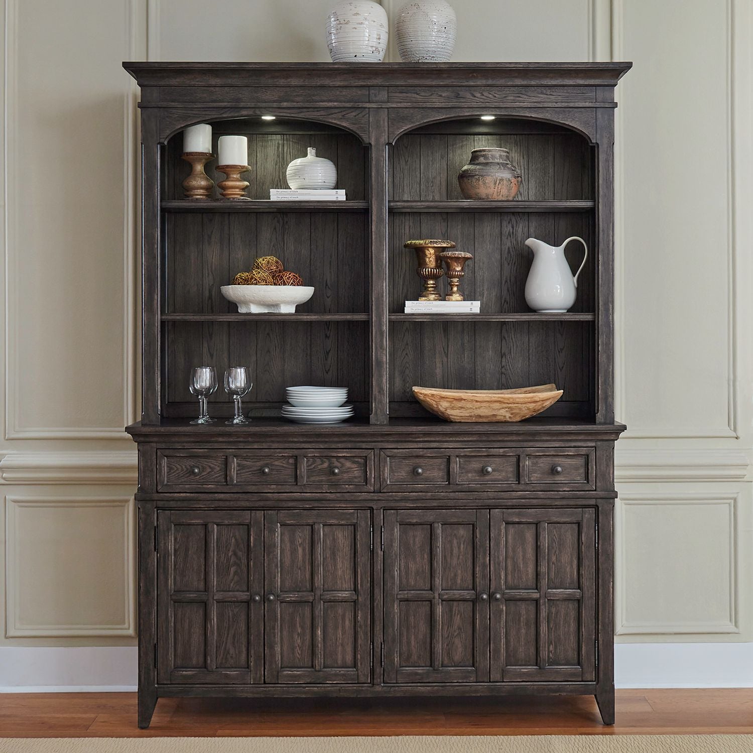 Paradise Valley Extendable Dining Set | Saddle Brown Oak