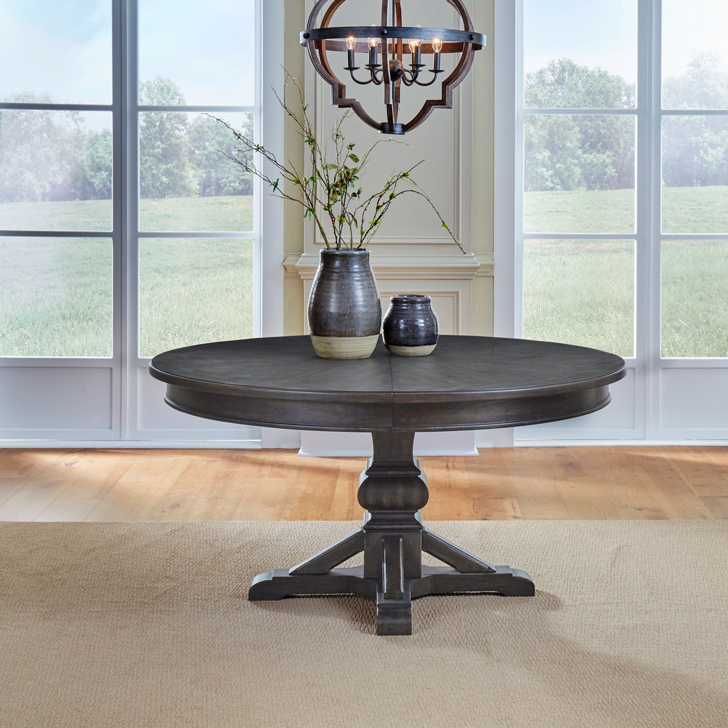 Paradise Valley Round Wood Extendable Dining Set | Saddle Brown